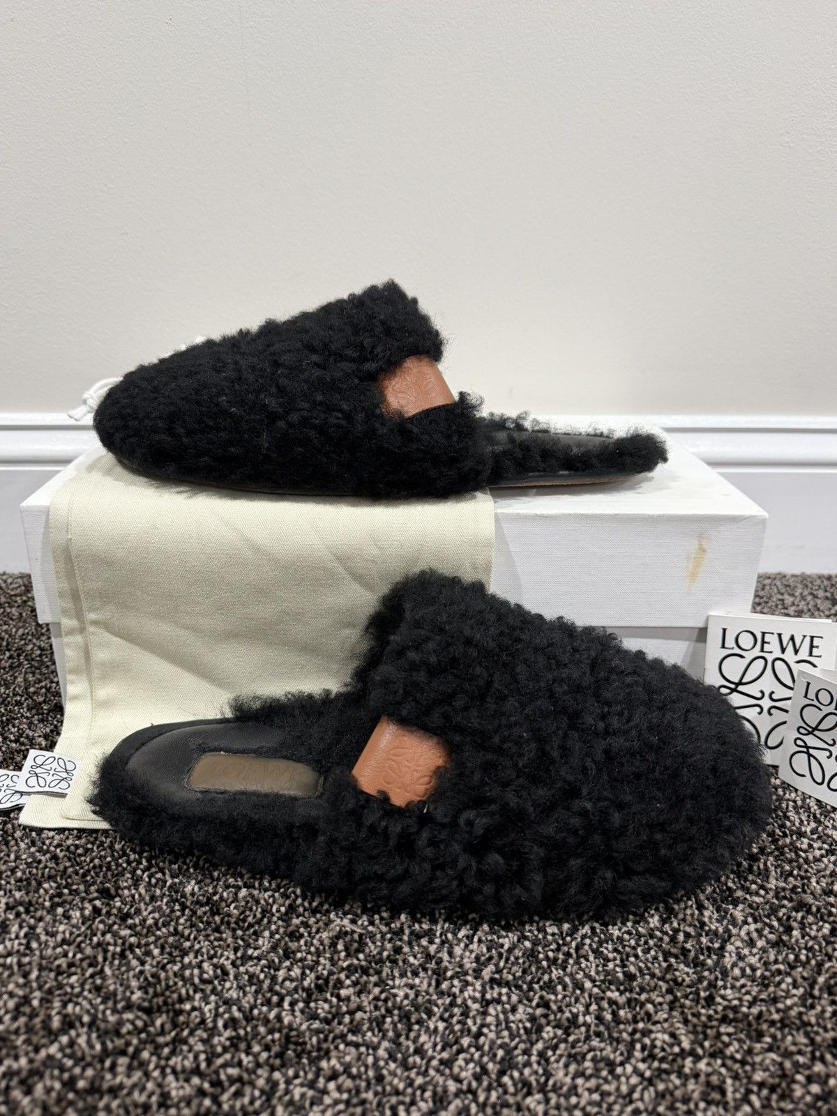 Loewe Loewe Shearling Black Wool Anagram Logo Slip On Slippers Size US 9 / EU 42 - 15 Thumbnail