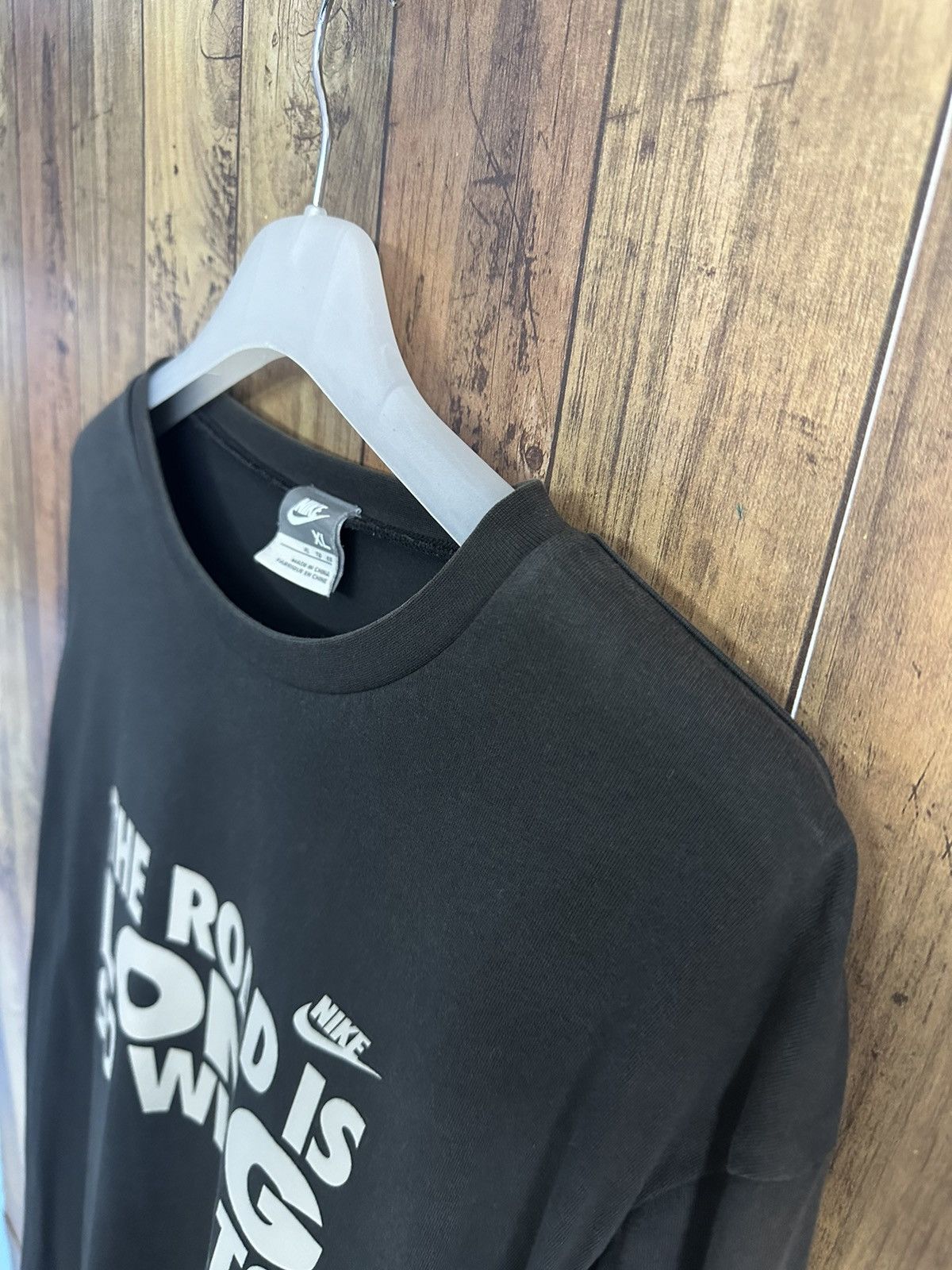 Nike "The Road Is LONG So What" Y2k Nike TShirt A384 Size US XL / EU 56 / 4 - 4 Thumbnail