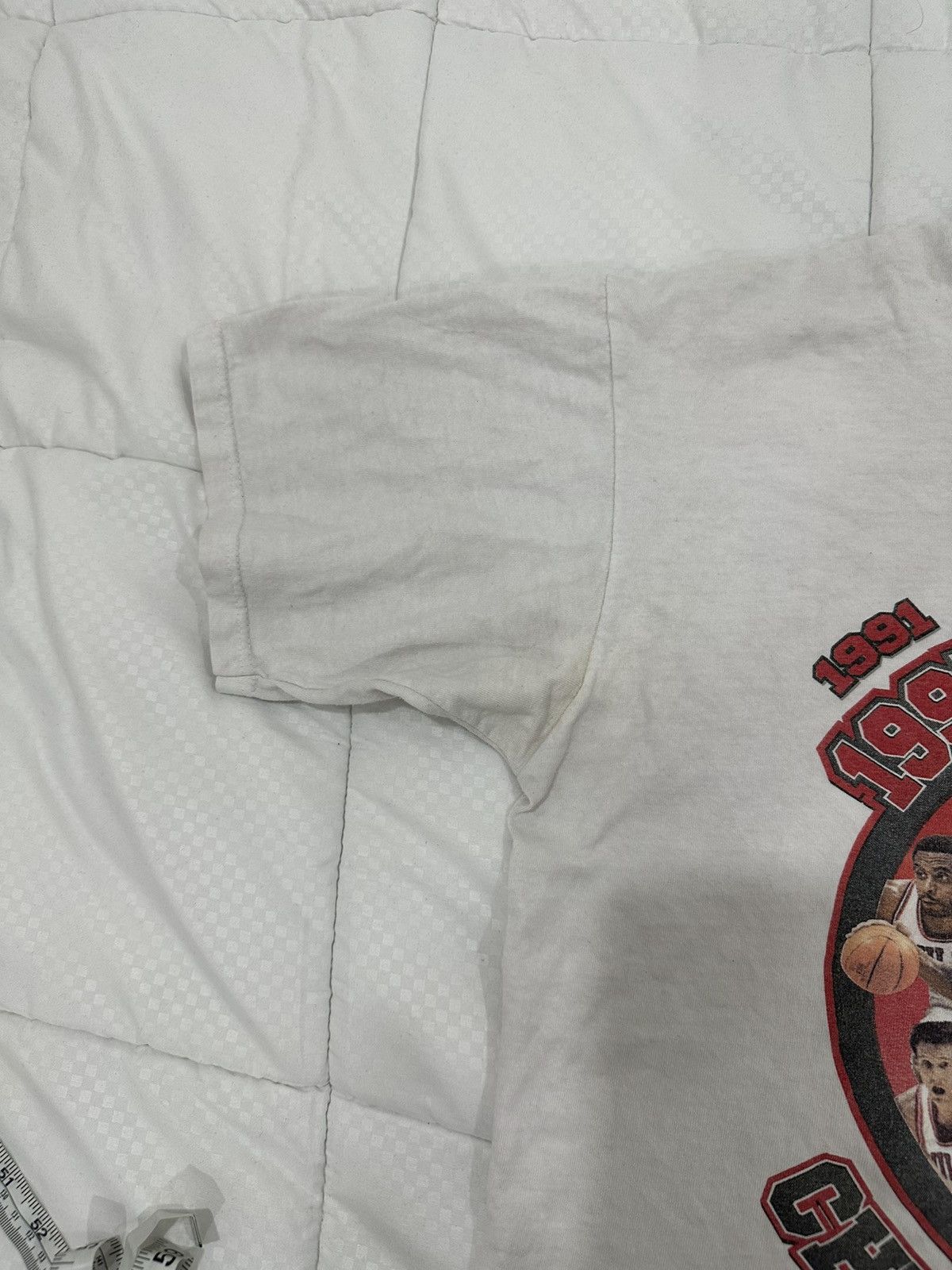 NBA × Starter Vintage 1997 Starter Bulls T-Shirt Size US L / EU 52-54 / 3 - 4 Thumbnail