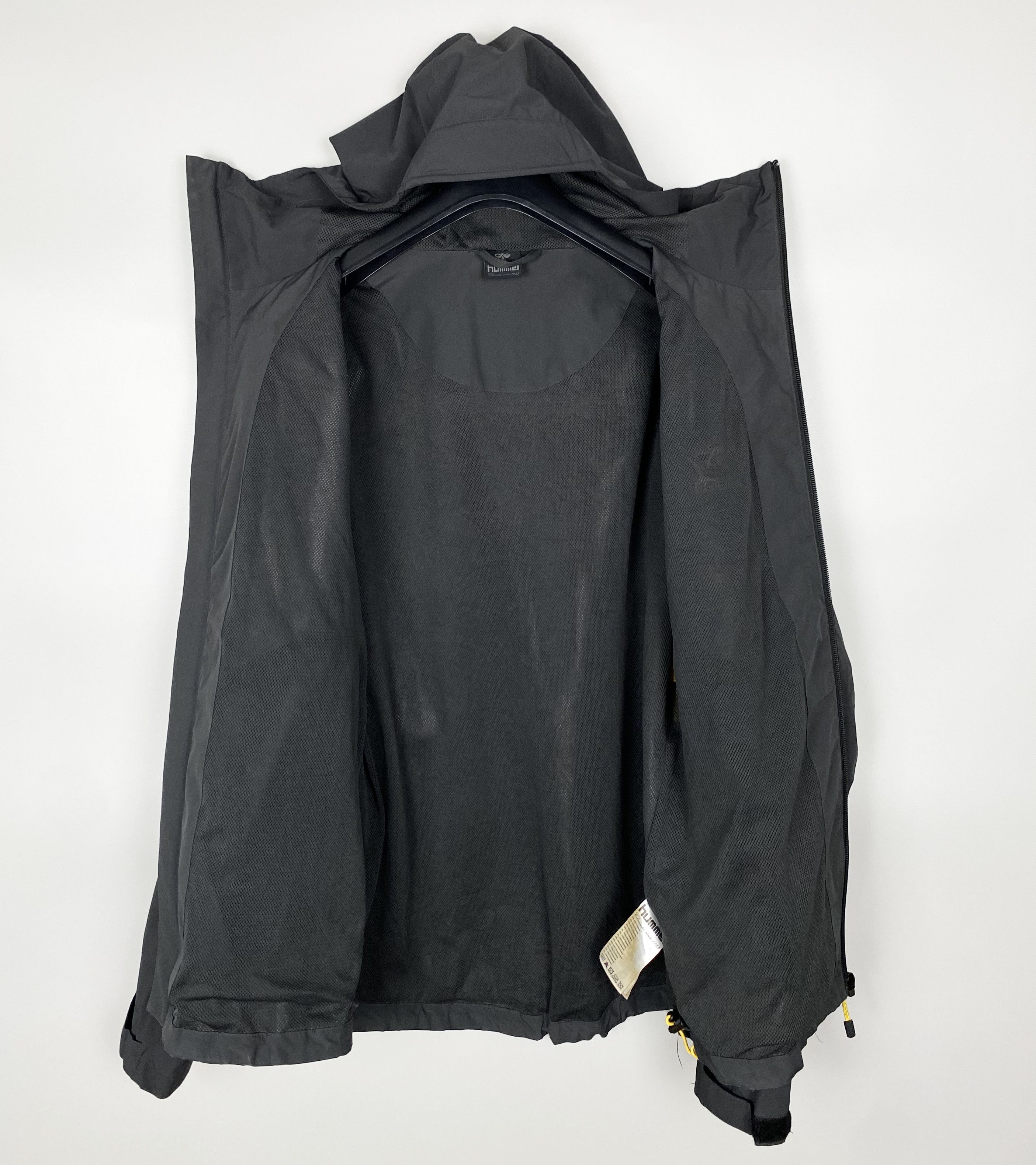 Hummel Hummel Membrane Outdoor Jacket Size US M / EU 48-50 / 2 - 8 Thumbnail