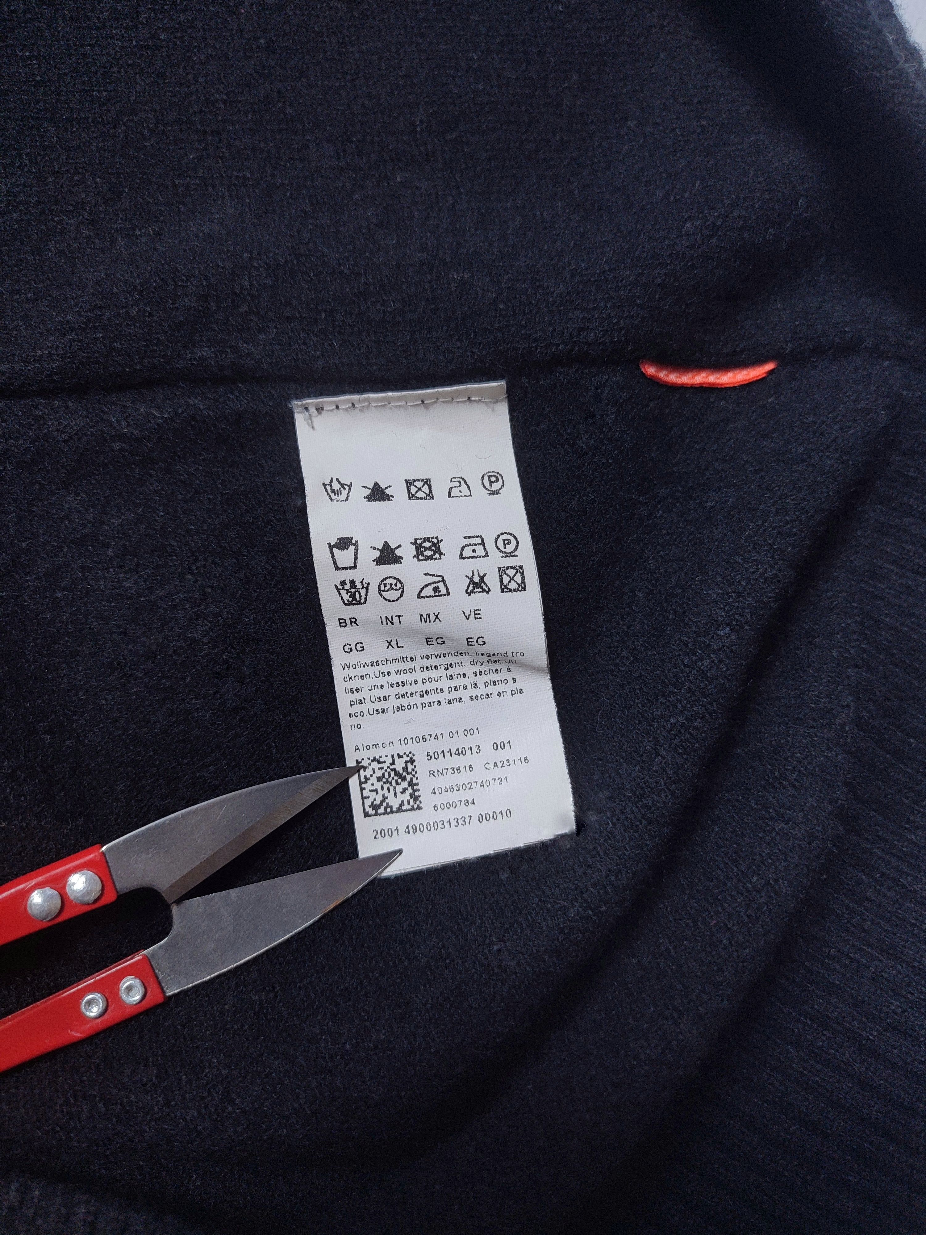 Hugo Boss Hugo Boss Vintage Wool Sweater Size US M / EU 48-50 / 2 - 15 Thumbnail