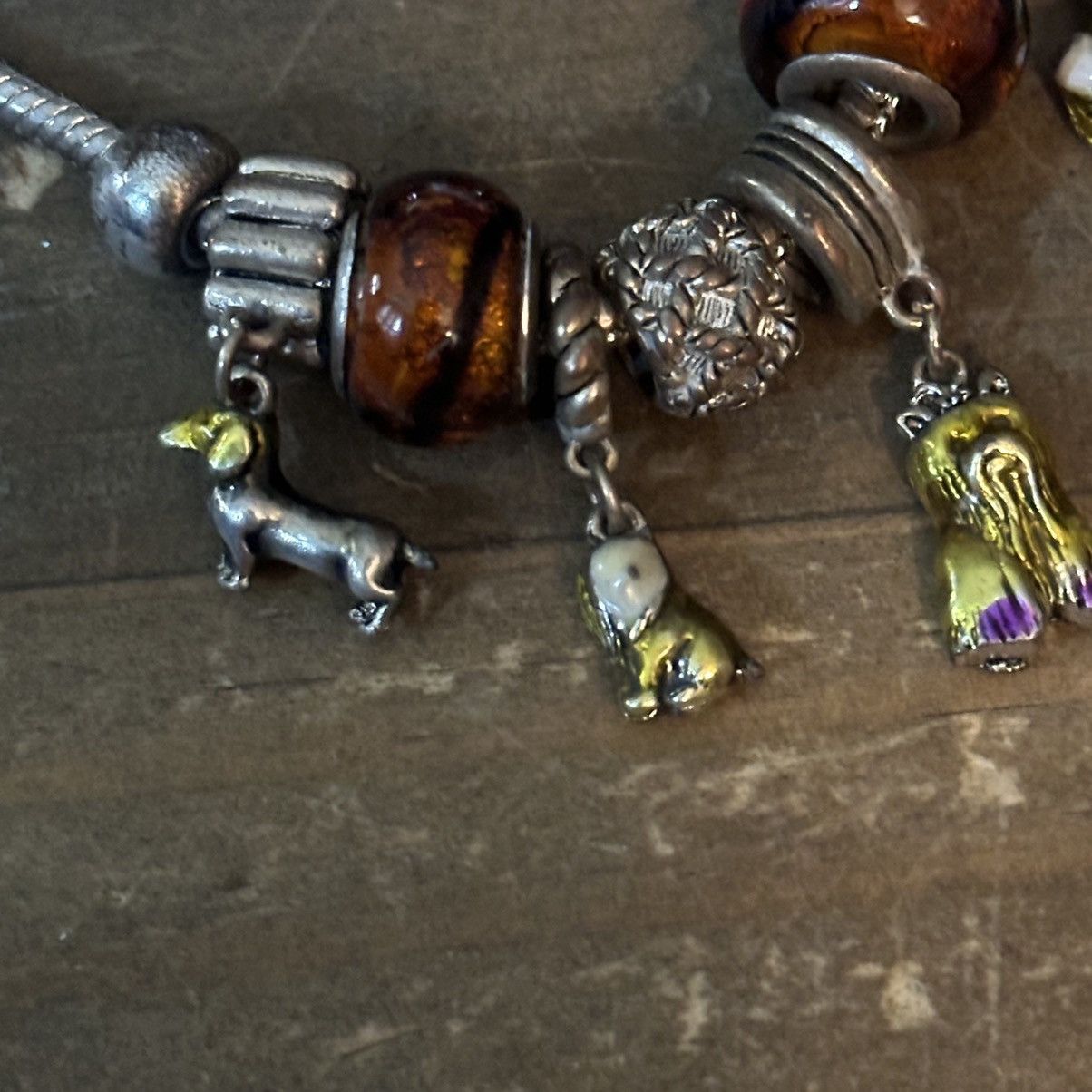 Other Silver tone dog theme sliding charm bracelet Size ONE SIZE - 5 Thumbnail