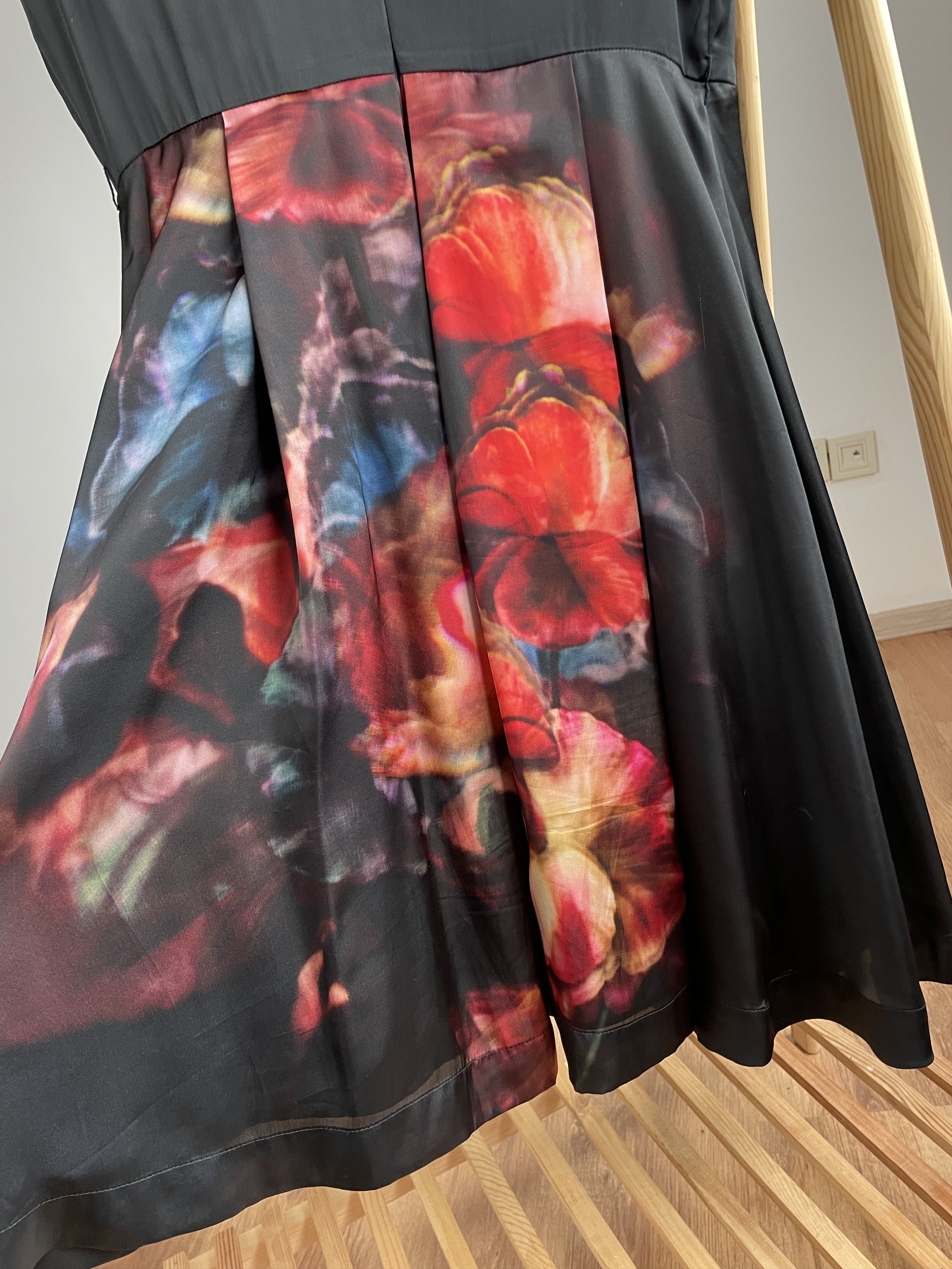 Ted Baker Ted Baker Marinka Floral Sleveless Midi Dress Size 3 Size M / US 6-8 / IT 42-44 - 8 Thumbnail