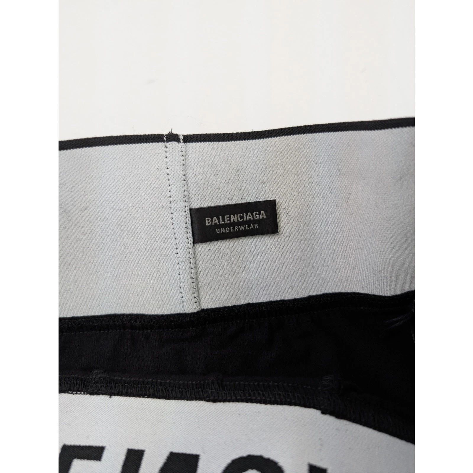 Balenciaga o1rshd1 Q:2 / Size: XL / Midway Boxer Brief Shorts in Black Size US 36 / EU 52 - 12 Thumbnail