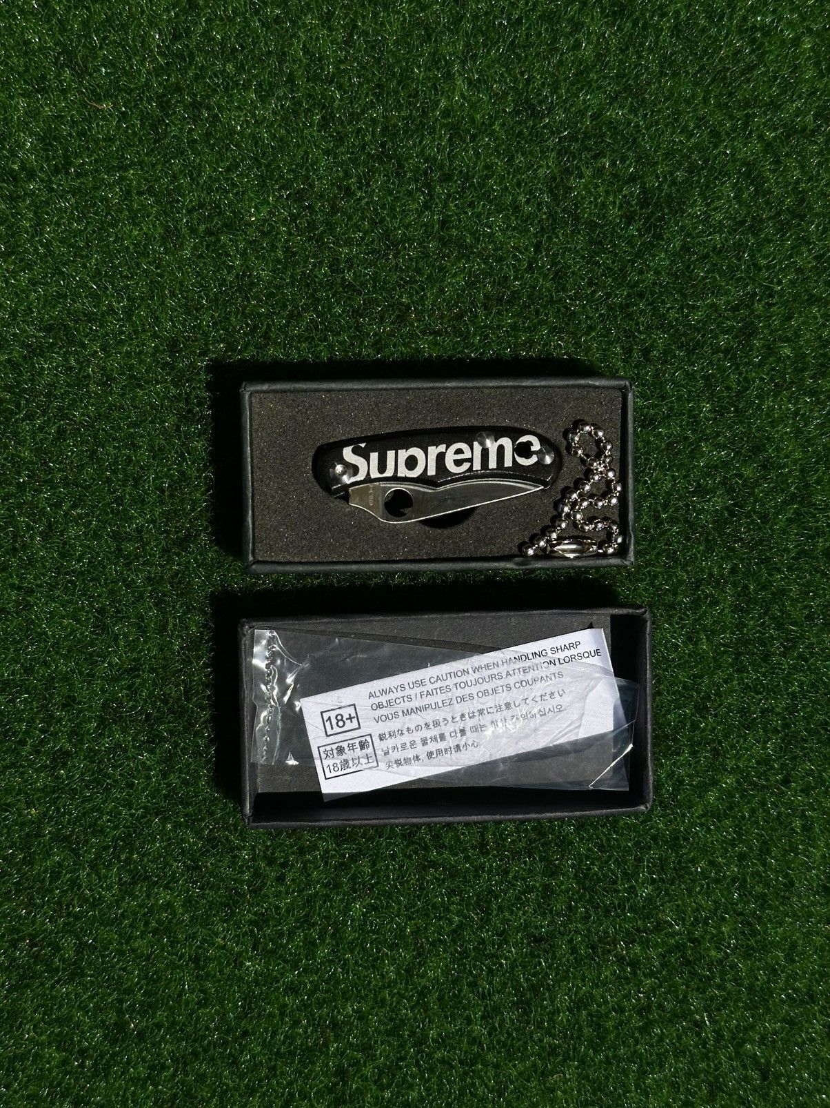 Supreme supreme spyderco bug knife black Size ONE SIZE - 2 Thumbnail