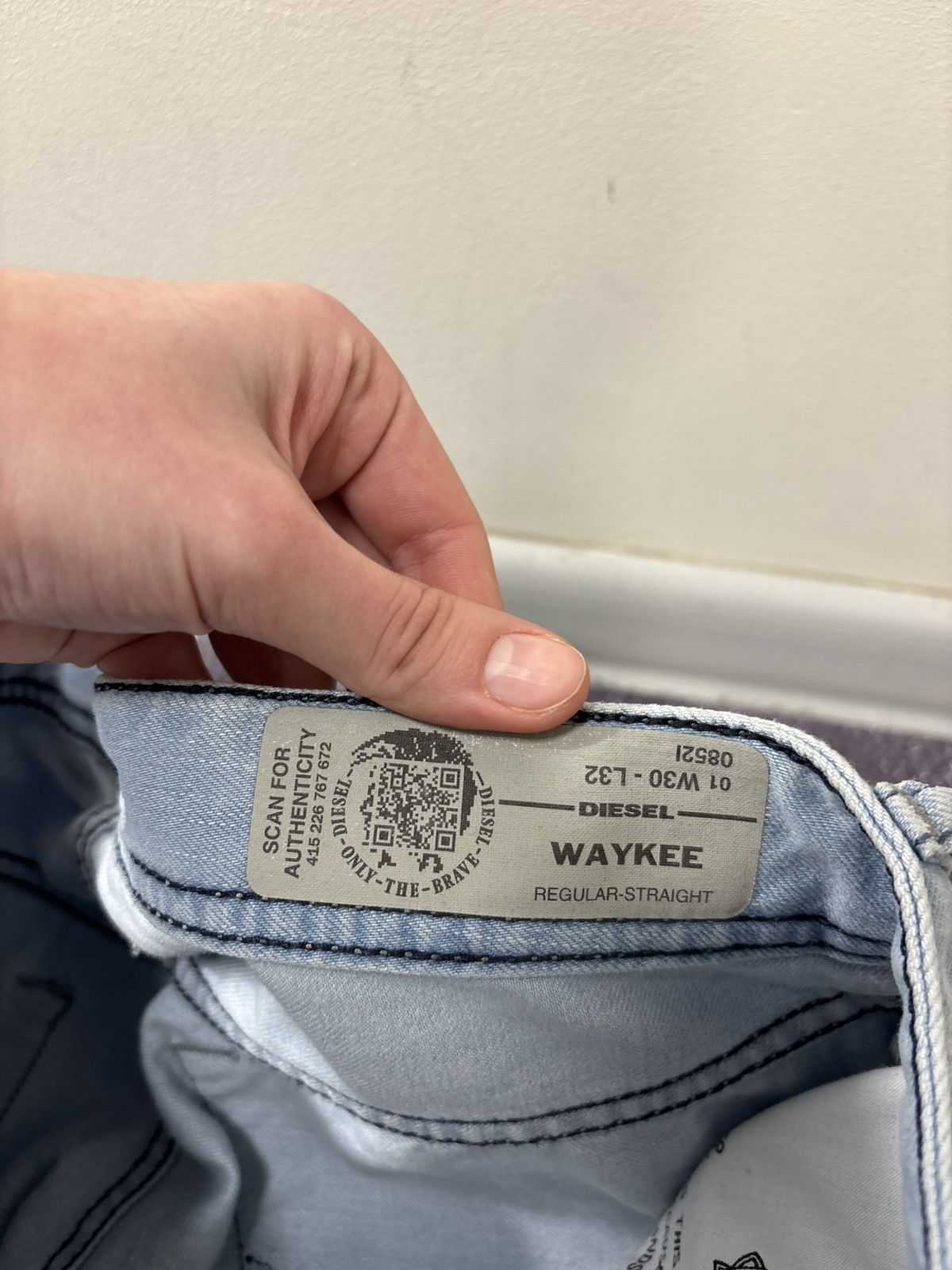 Diesel Diesel Waykee Regular Straight NWT Men’s Blue Denim Jeans Size US 30 / EU 46 - 13 Thumbnail