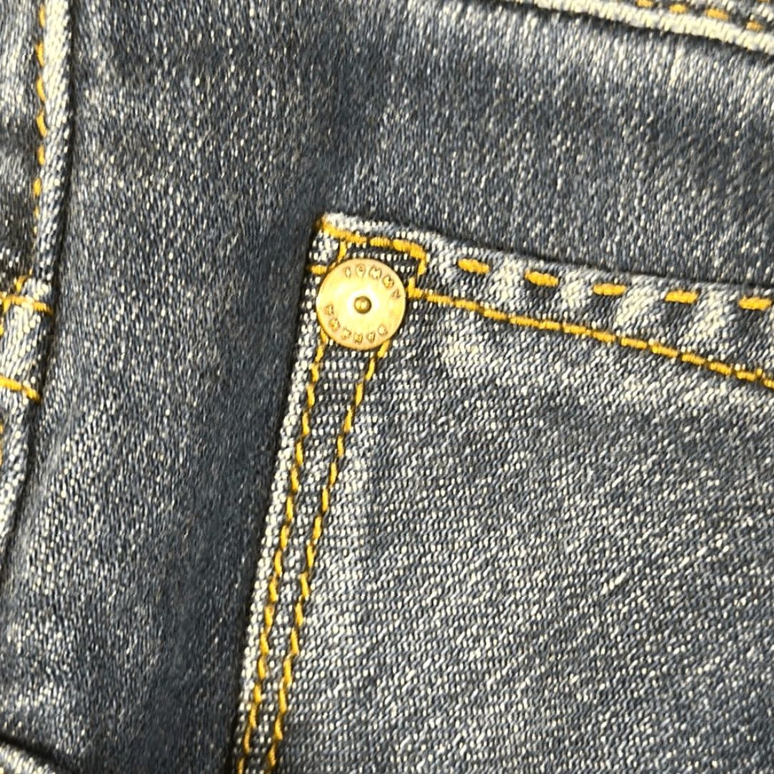 Tommy Bahama VINTAGE Tommy Bahama Mens Carmel Slim Jeans Jeans Men 38 Blue 32 Inseam 32 Slim Straight 7" leg opening Size US 38 / EU 54 - 4 Thumbnail