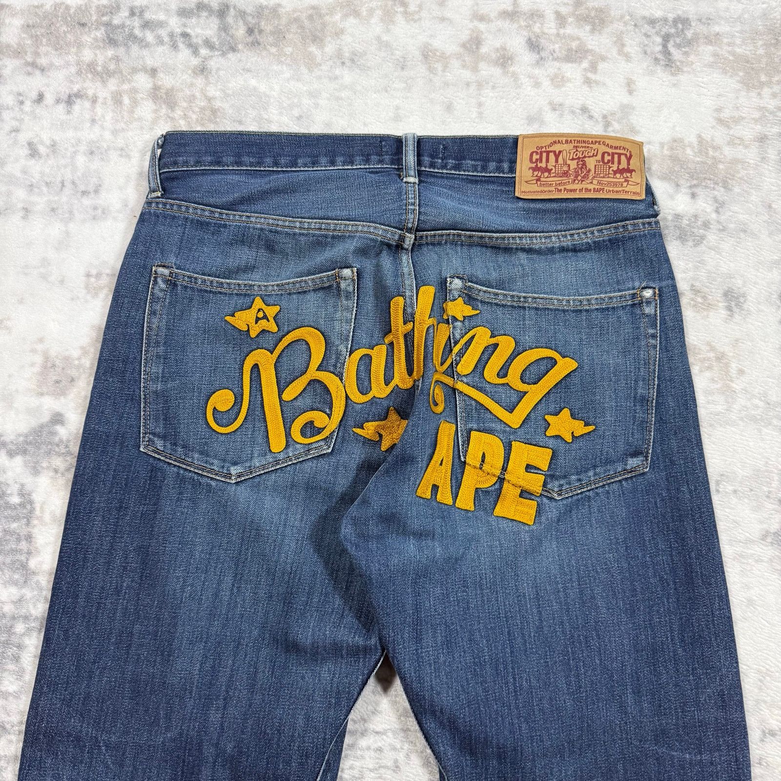 Bape × Nigo Authentic Bape 2000’s Shooting Star Jeans 32 Size US 32 / EU 48 - 2 Thumbnail