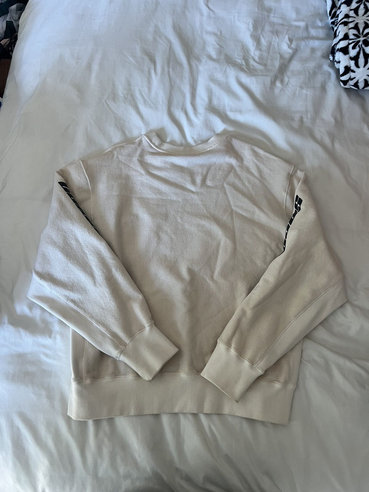 Yeezy Yeezy Season 4 Calabassas Crewneck Size US L / EU 52-54 / 3 - 2 Thumbnail
