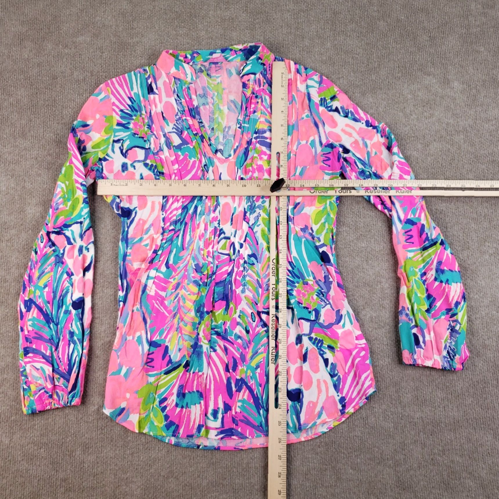 Lilly Pulitzer Lilly Pulitzer Tunic Blouse Womens XXS Pink Long Sleeve V-Neck Casual Lightweight Size XXS / US 00 / IT 34 - 2 Thumbnail