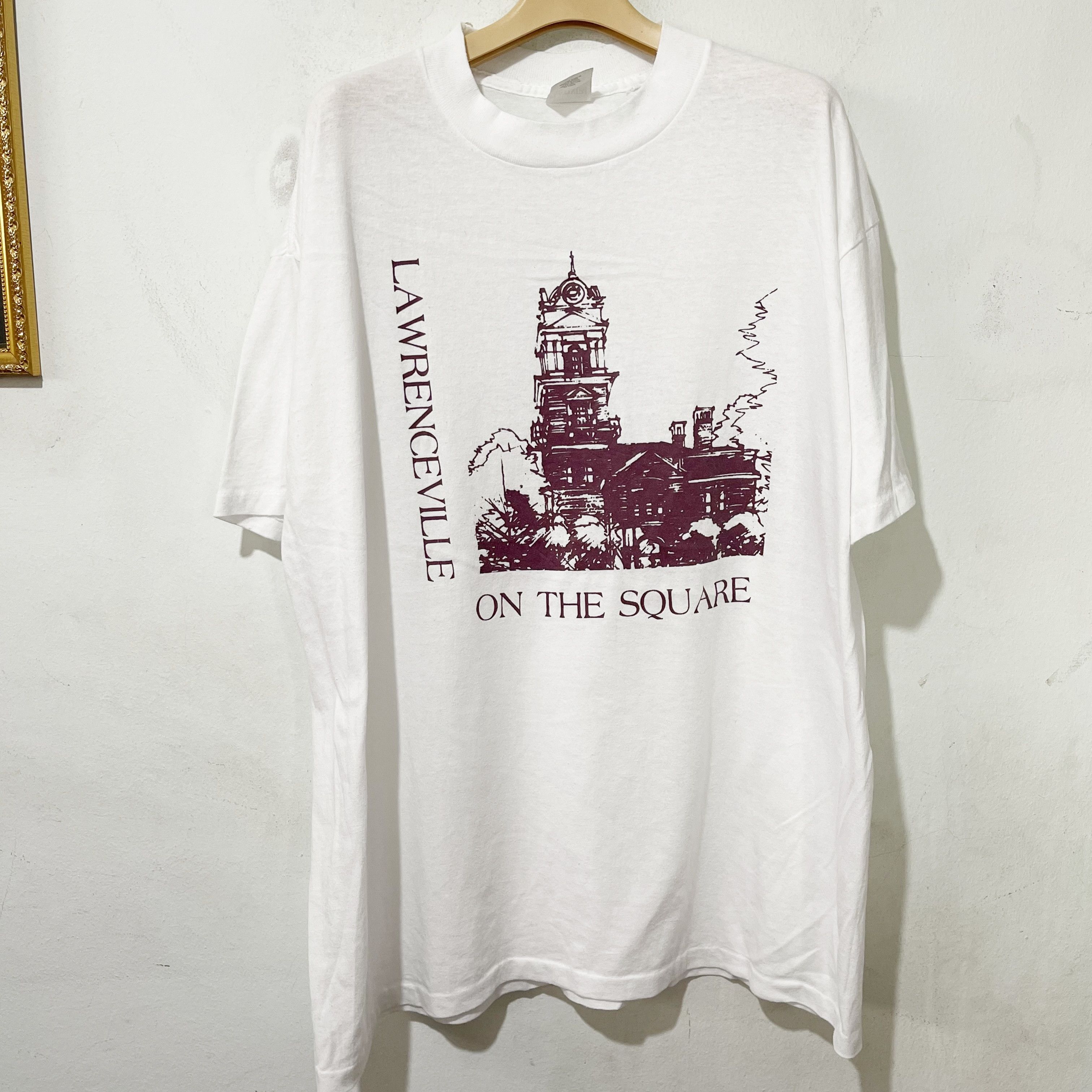 Vintage Vintage 90s Lawrenceville On the Square T-Shirt Size US XXL / EU 58 / 5 - 1 Thumbnail