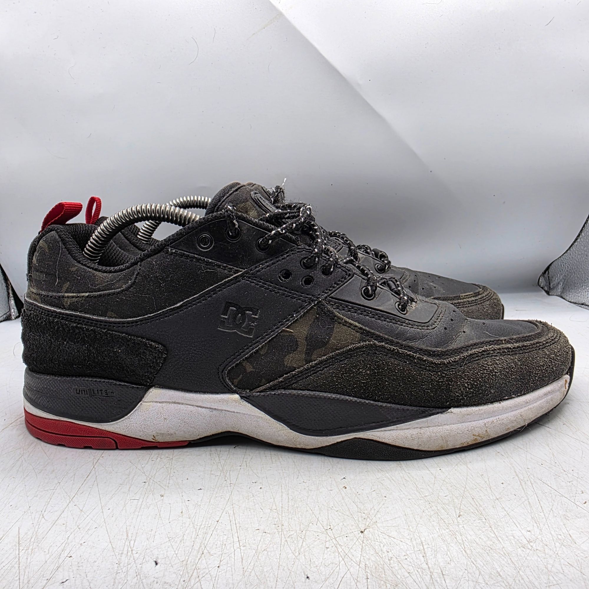 DC DC E.Tribeka SE Mens 10 Black Red Green Camo Shoes Skateboar Size US 10 / EU 43 - 13 Thumbnail