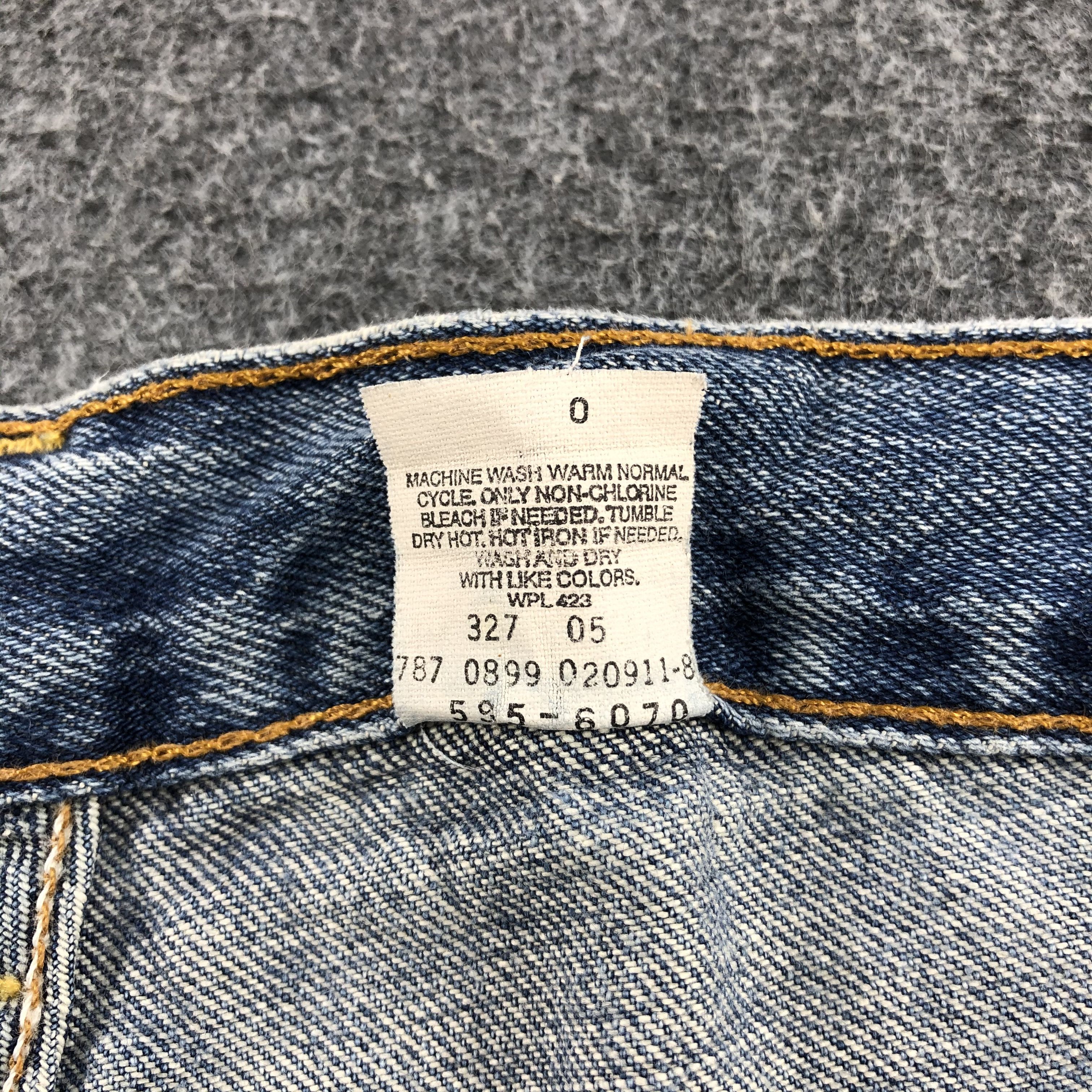 Levi's Vintage 90s Levi's 595 Jeans Faded Blue Denim KJ500 Size US 34 / EU 50 - 11 Thumbnail