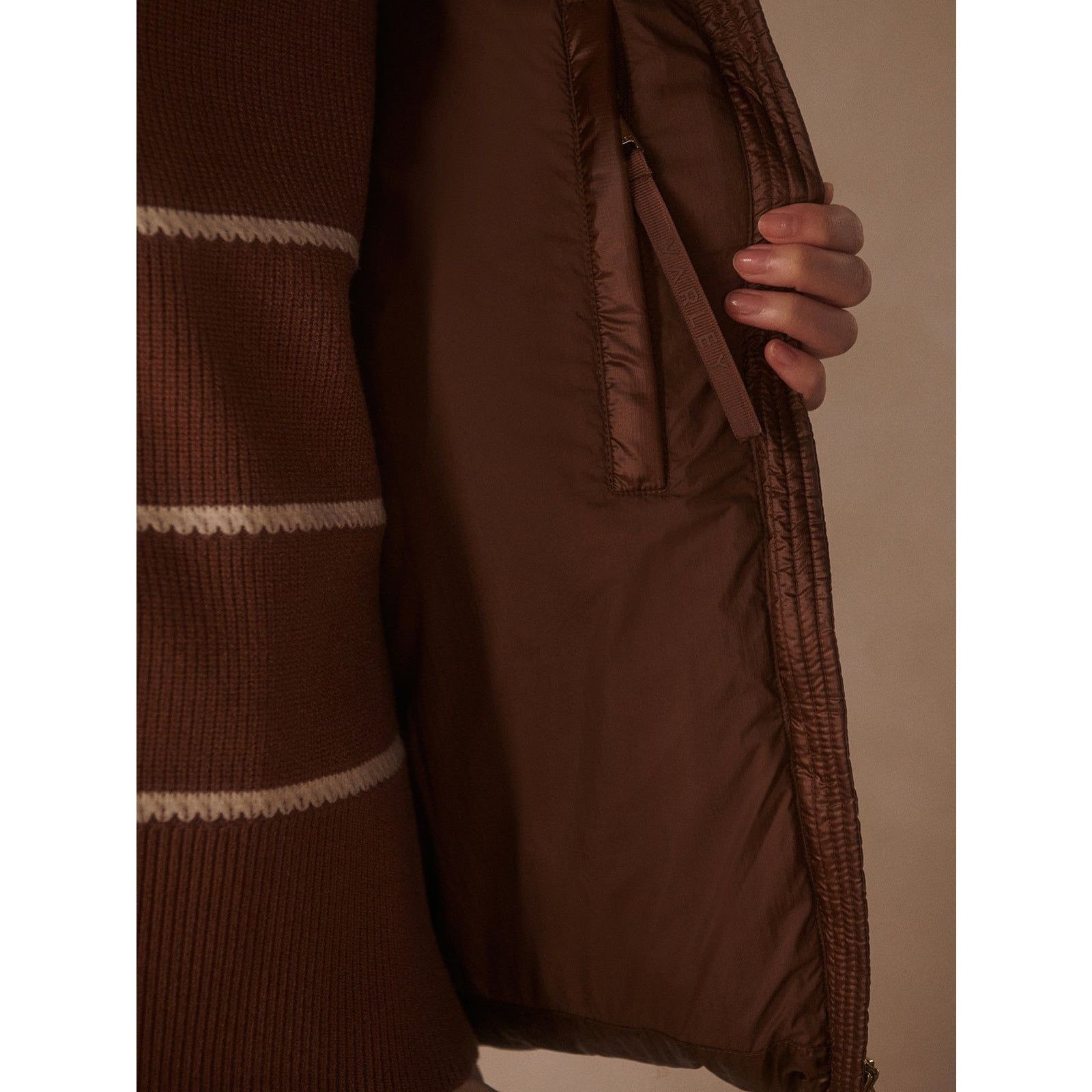 Varley $500 NWT Varley Womens Madelina Lightweight Down Jacket Size M / US 6-8 / IT 42-44 - 2 Thumbnail
