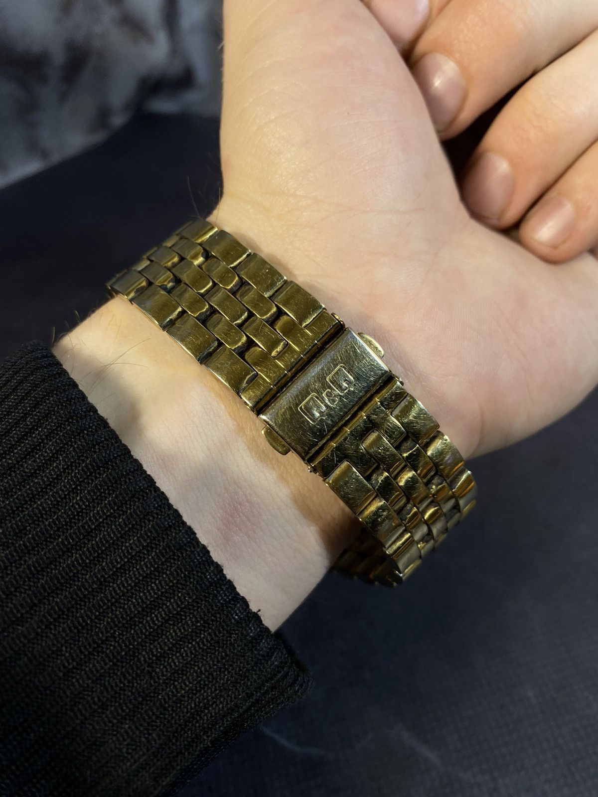 Japanese Brand × Vintage Q&Q Superior Black Dial Watch Japanese Brand Size ONE SIZE - 3 Thumbnail