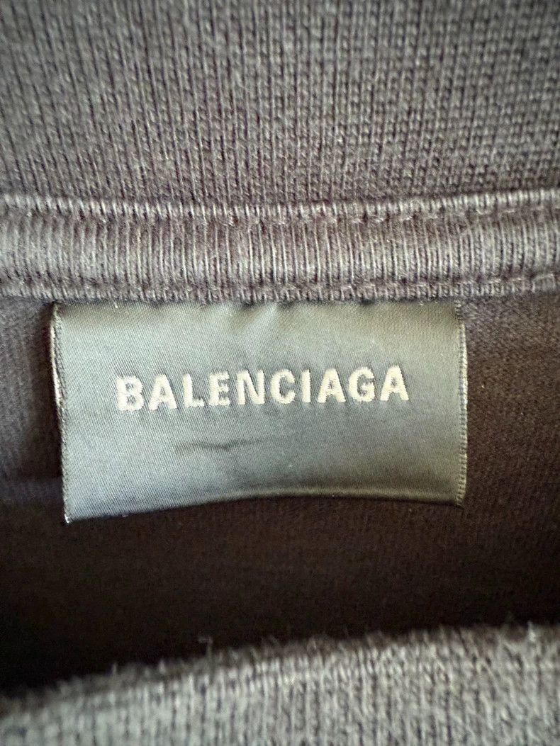 Balenciaga Balenciaga Short sleeve back logo Size US S / EU 44-46 / 1 - 3 Thumbnail