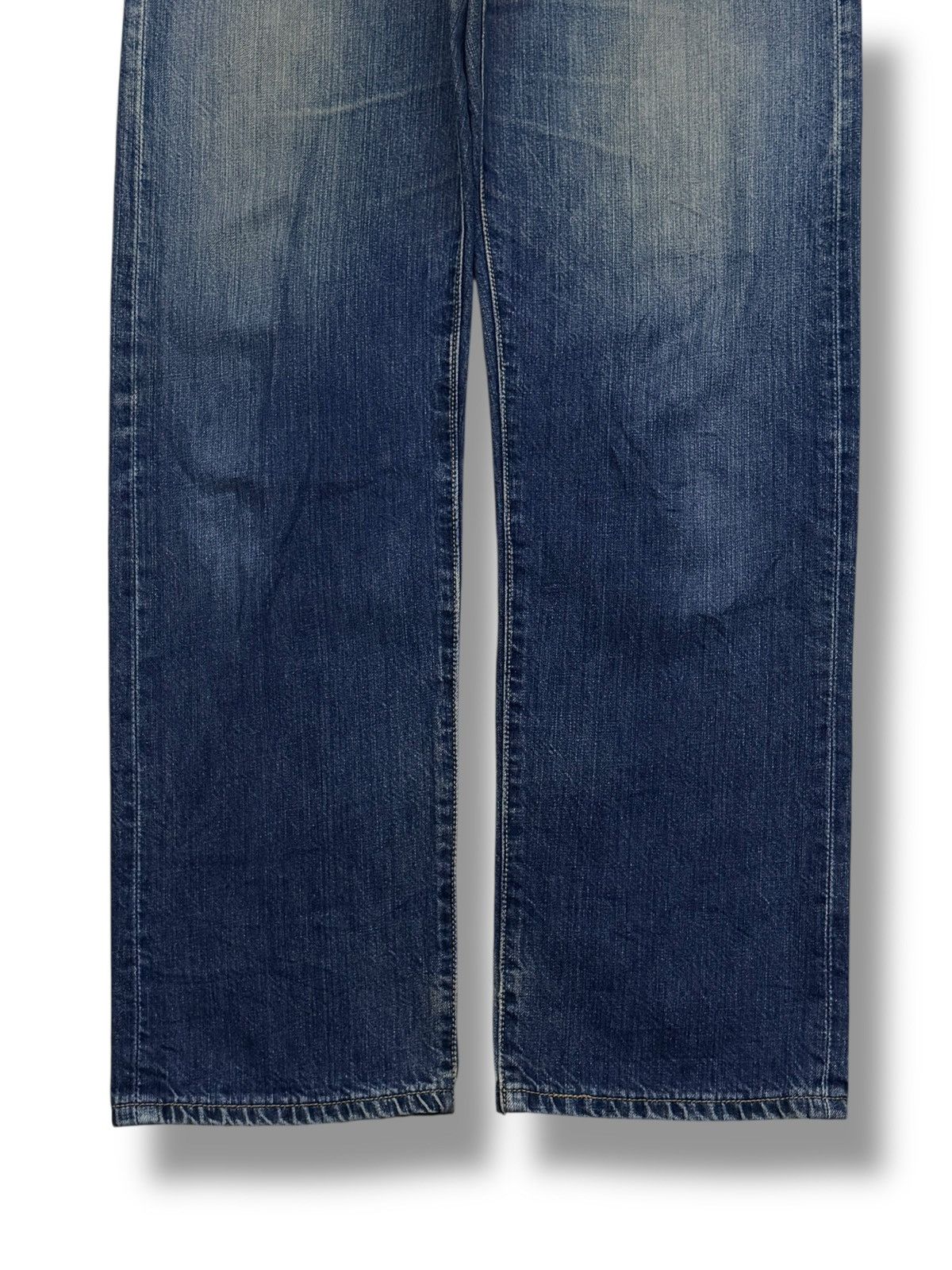 Levi's Vintage 00s Levi’s 501 Japan Market 03501-01 Button 359 |W34 Size US 34 / EU 50 - 6 Thumbnail