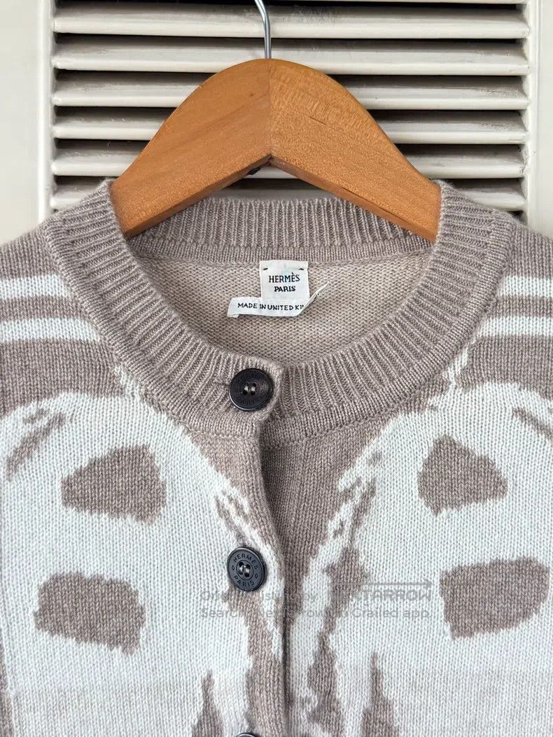 Hermes Hermes Women's cashmere cardigan, khaki color with white b Size XXS / US 00 / IT 34 - 3 Thumbnail