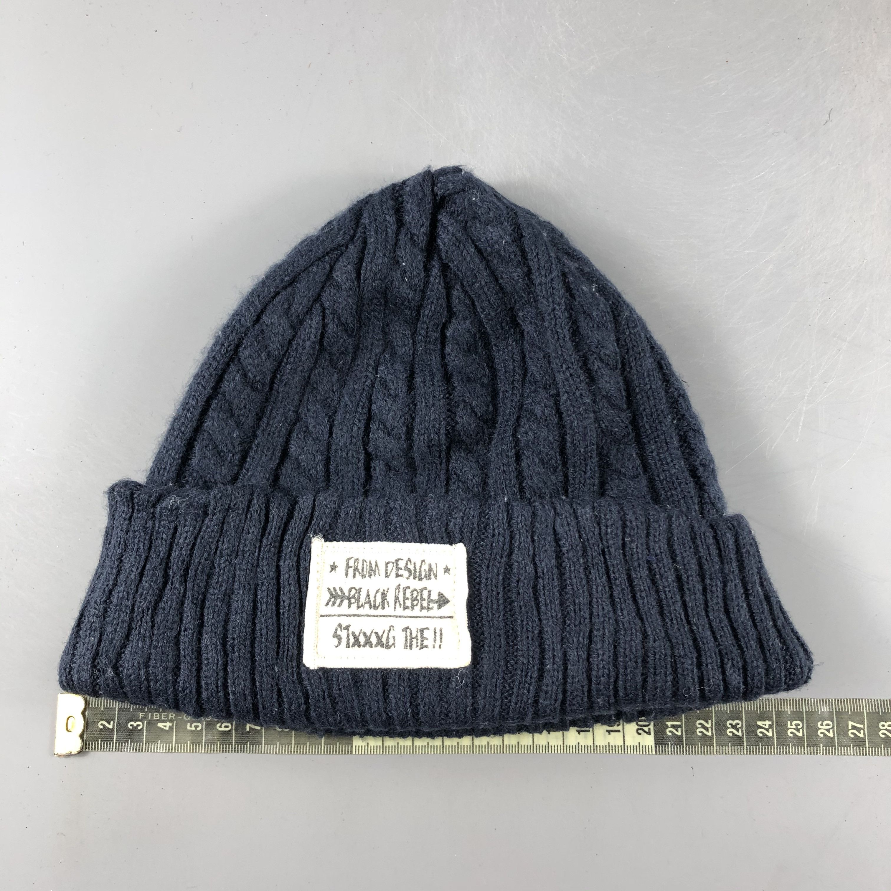 Vintage Queen Head Knit Beanie Snow Hat Snow Cap -D350 Size ONE SIZE - 4 Thumbnail