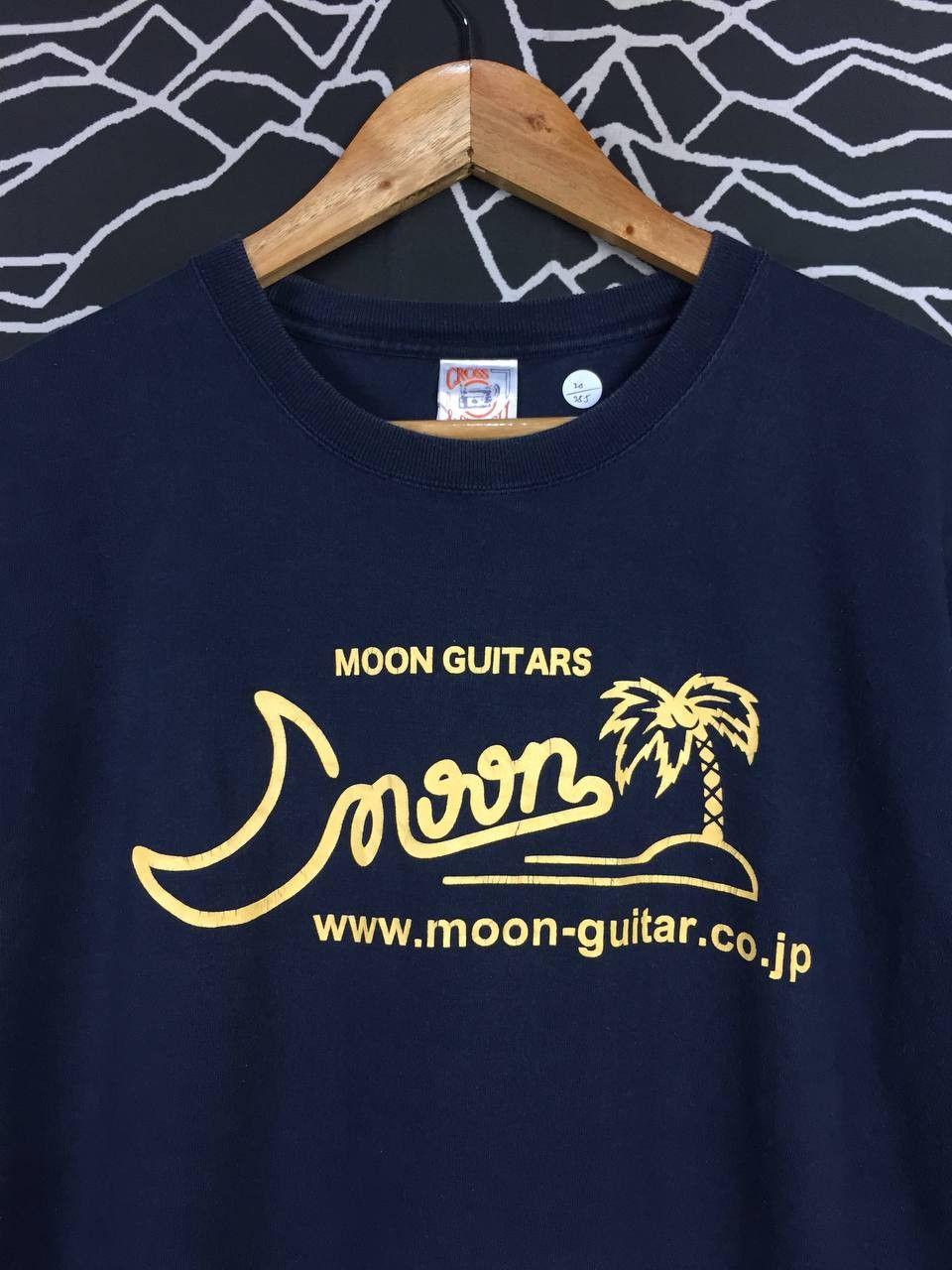 Japanese Brand Moon Guitars Japanese Music Brand Promo Tee Size US M / EU 48-50 / 2 - 3 Thumbnail