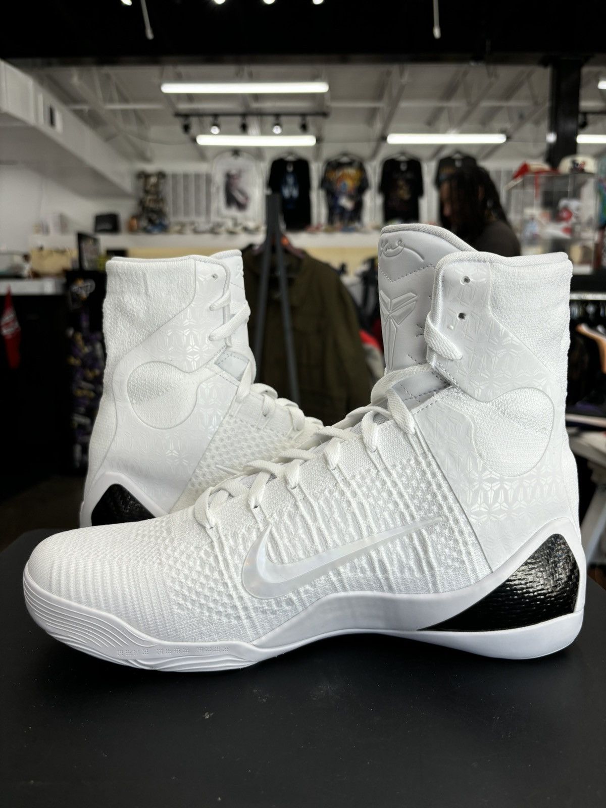 Nike Nike Kobe 9 Elite Protro Halo Sz. 9.5 (2024) Size US 9.5 / EU 42-43 - 4 Thumbnail