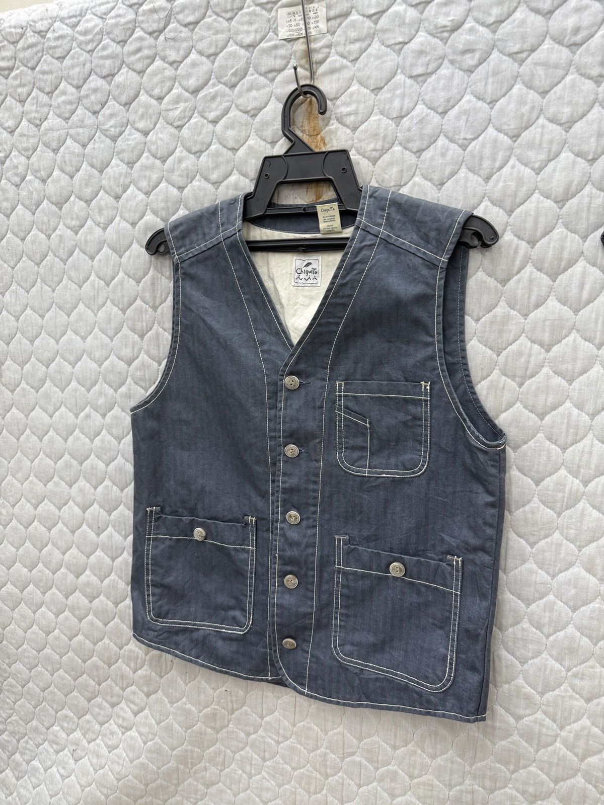 Hypebeast 🔥🔥🔥ARCHIVE CHIQUITA VEST Size US M / EU 48-50 / 2 - 2 Thumbnail