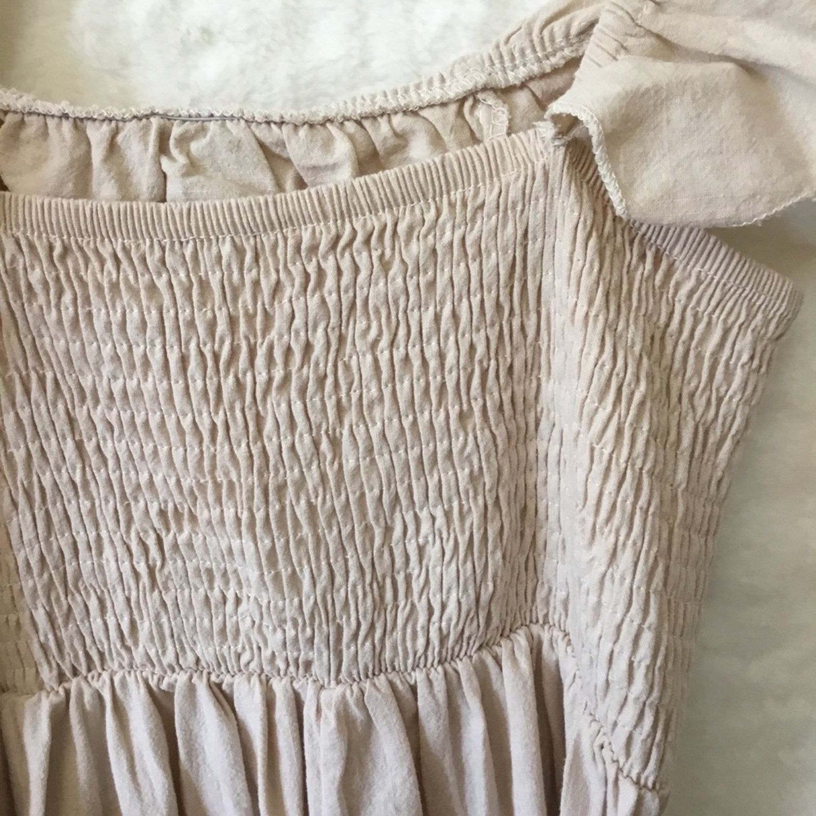 Other Cupshe Beige Off-Shouder Dress Size M / US 6-8 / IT 42-44 - 8 Thumbnail