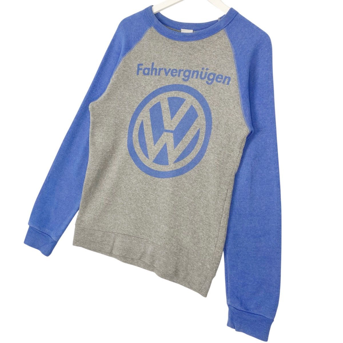 Vintage Vintage Volkswagen Raglan Sweatshirt Crewneck Grey Blue Sz S Size US S / EU 44-46 / 1 - 2 Thumbnail