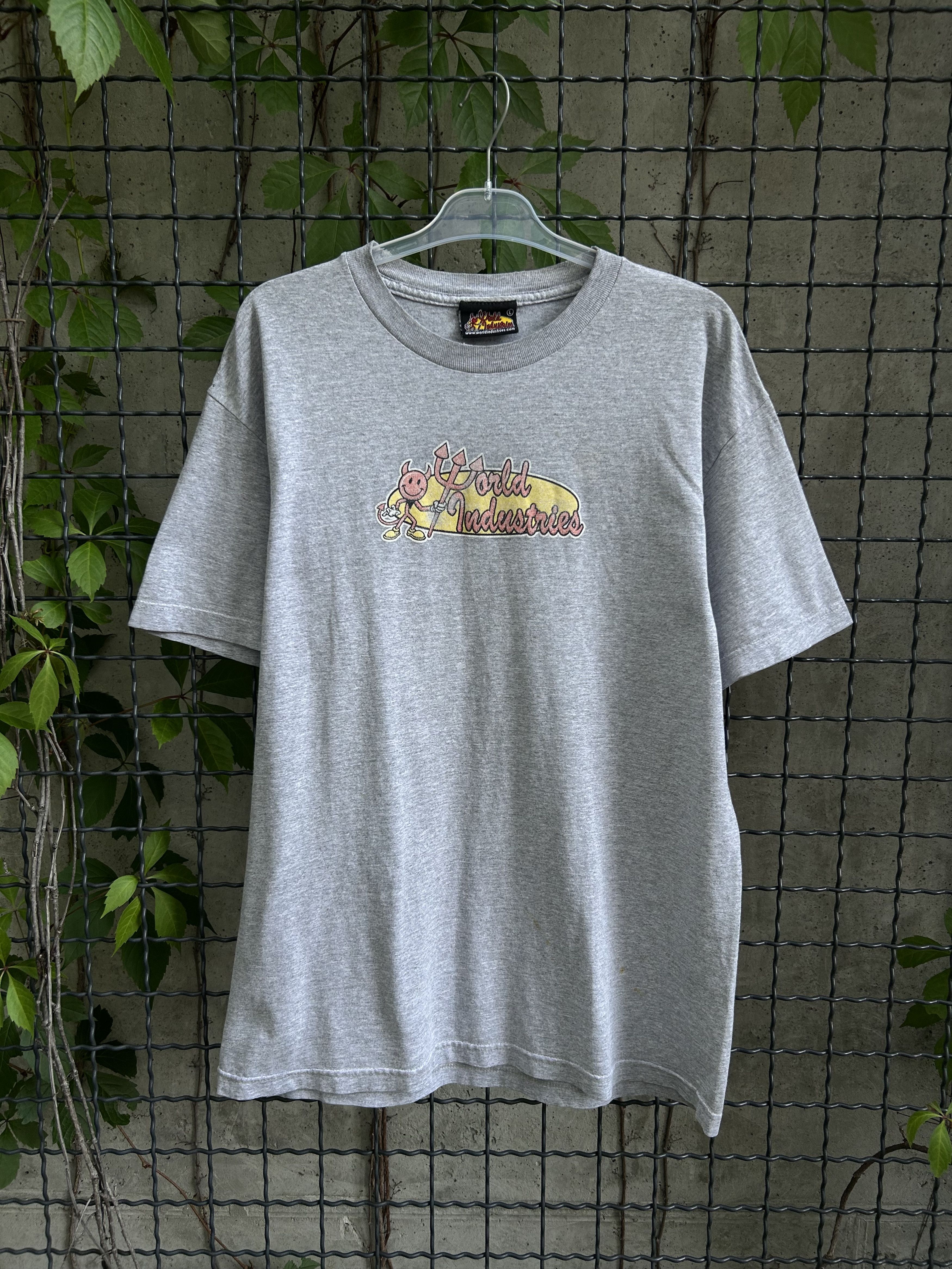 World Industries Vintage 90s World Industries Skateboarding T-shirt Size US L / EU 52-54 / 3 - 1 Thumbnail