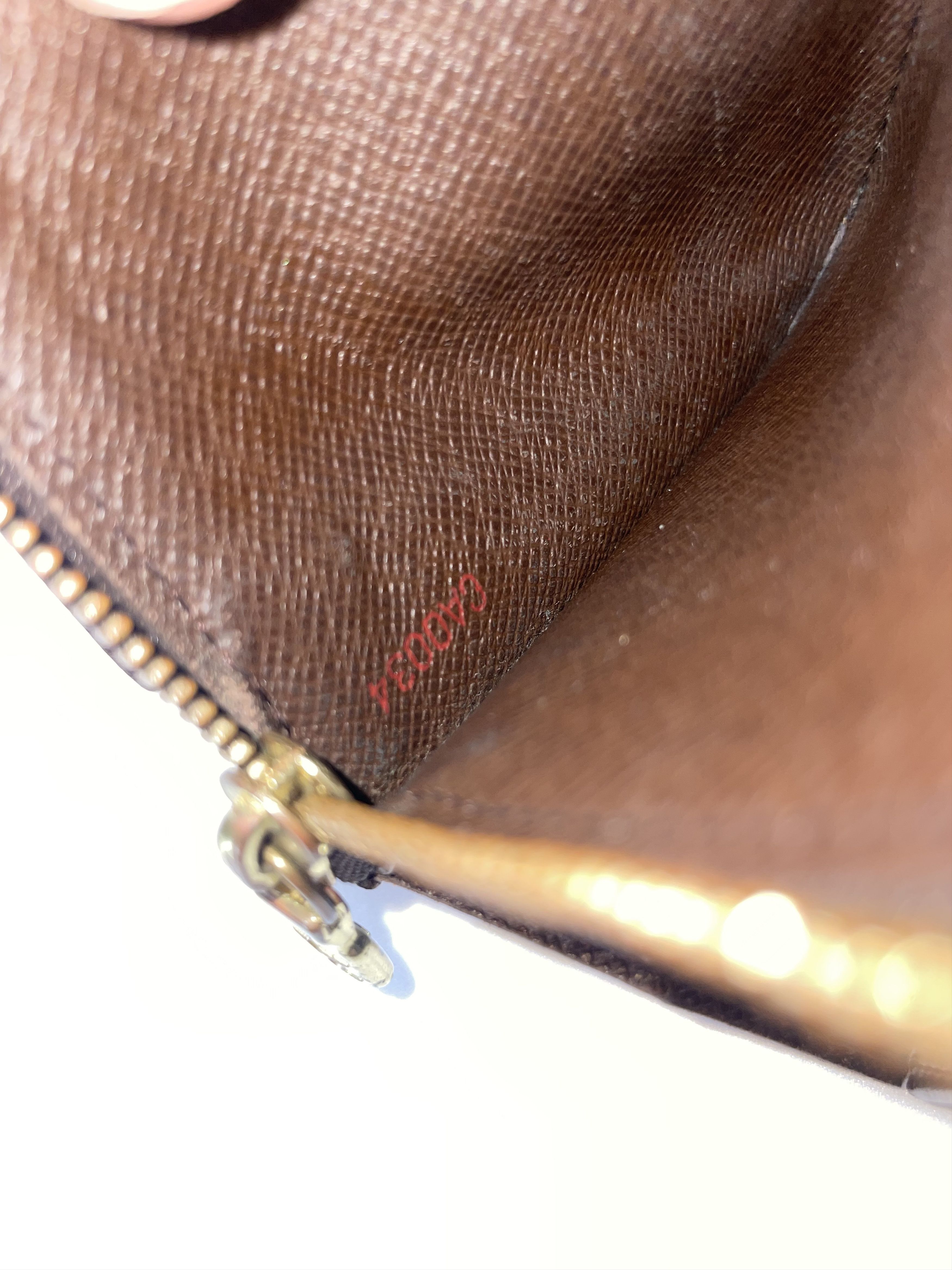 Louis Vuitton Authentic Louis vuitton Sarah Long Wallet Size ONE SIZE - 3 Thumbnail