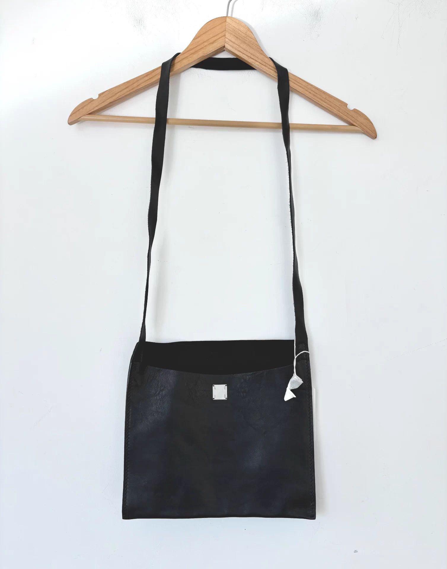 Guidi Guidi PKT2 Large Horsehide Passport Bag Size ONE SIZE - 1 Thumbnail