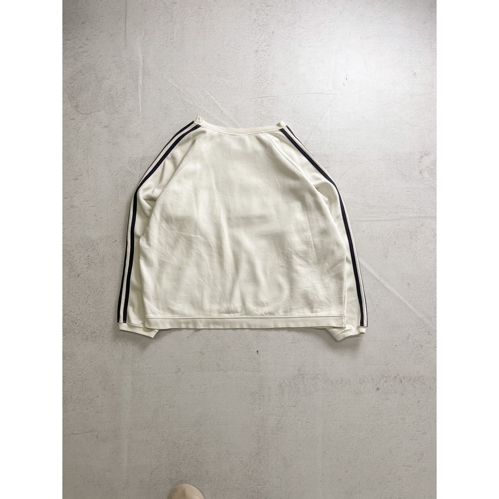 Adidas Vintage 90s Adidas White Regular Sweatshirt - Women's XL Size XL / US 12-14 / IT 48-50 - 2 Thumbnail