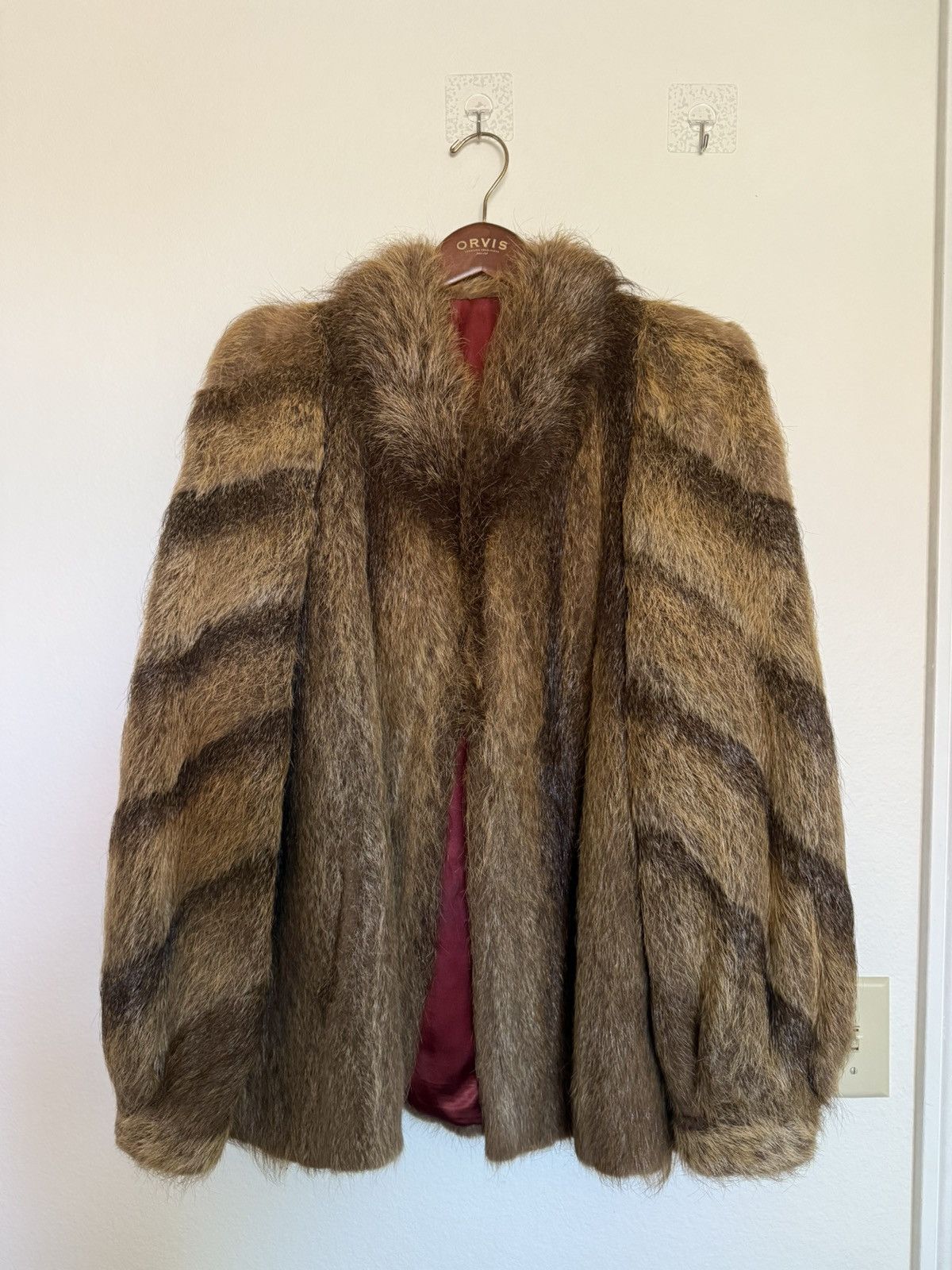 Vintage Argentine Real Otter Fur Coat Size M / US 6-8 / IT 42-44 - 1 Thumbnail