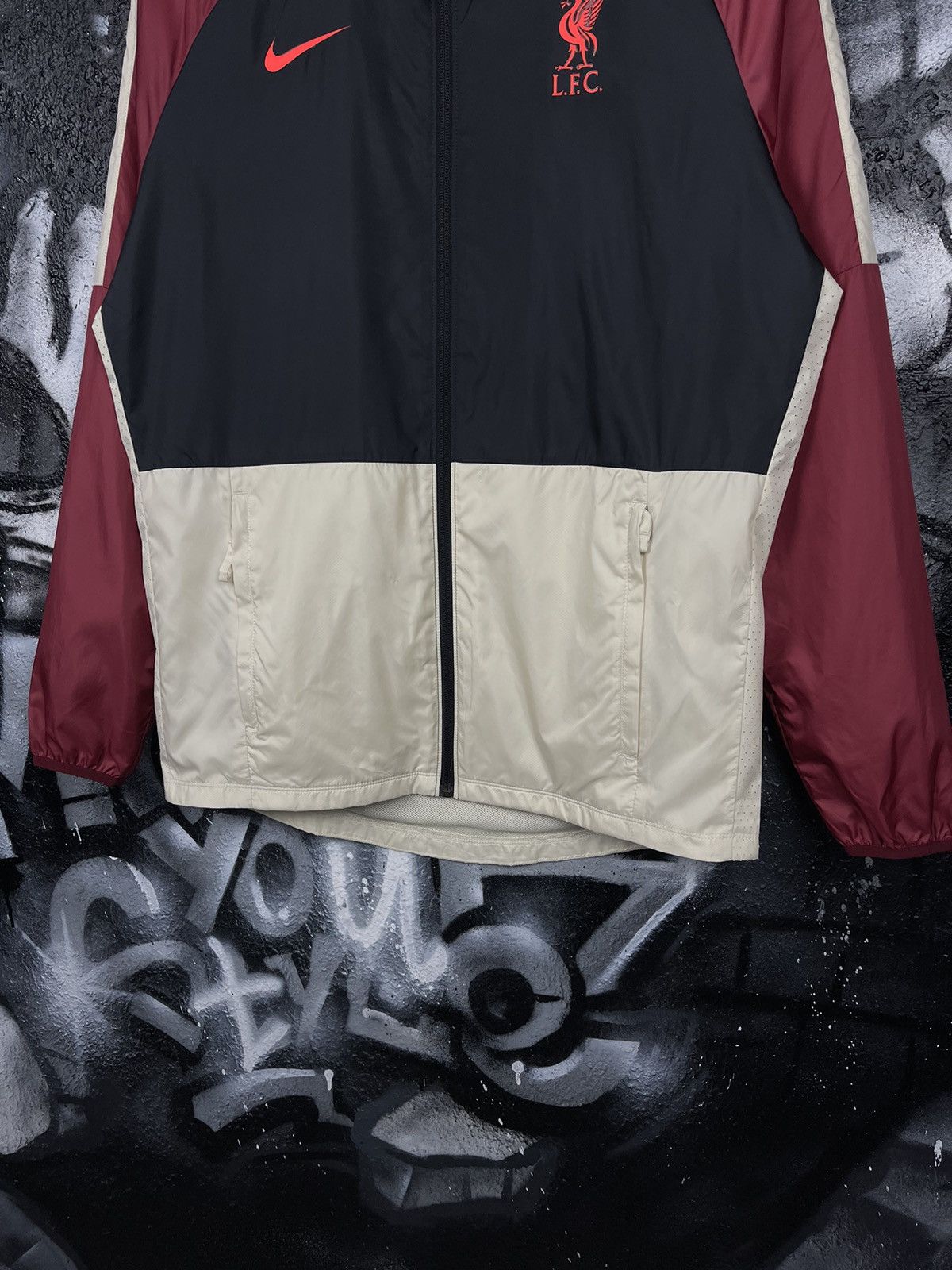Nike Nike Liverpool F. C. Full Zip Light Training Jacket Size S Size US S / EU 44-46 / 1 - 5 Thumbnail