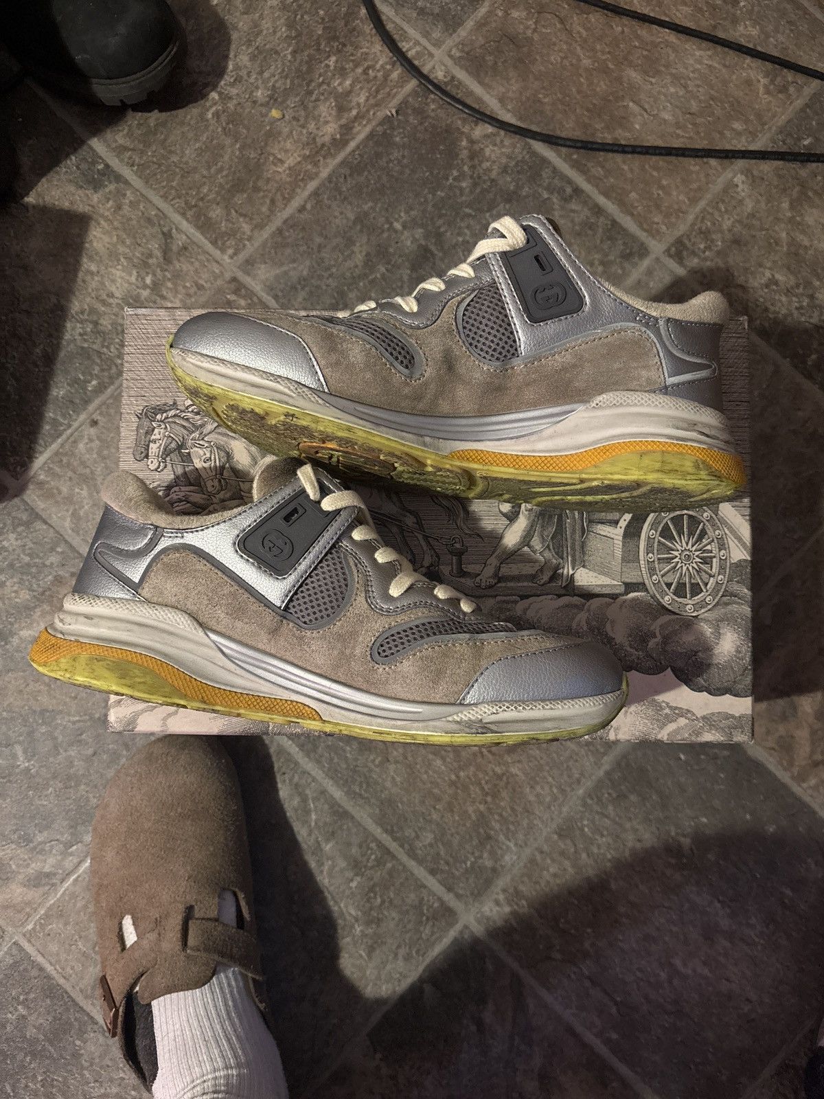 Gucci Gucci Ultrapace “silver metallic” Size US 8.5 / EU 41-42 - 4 Thumbnail