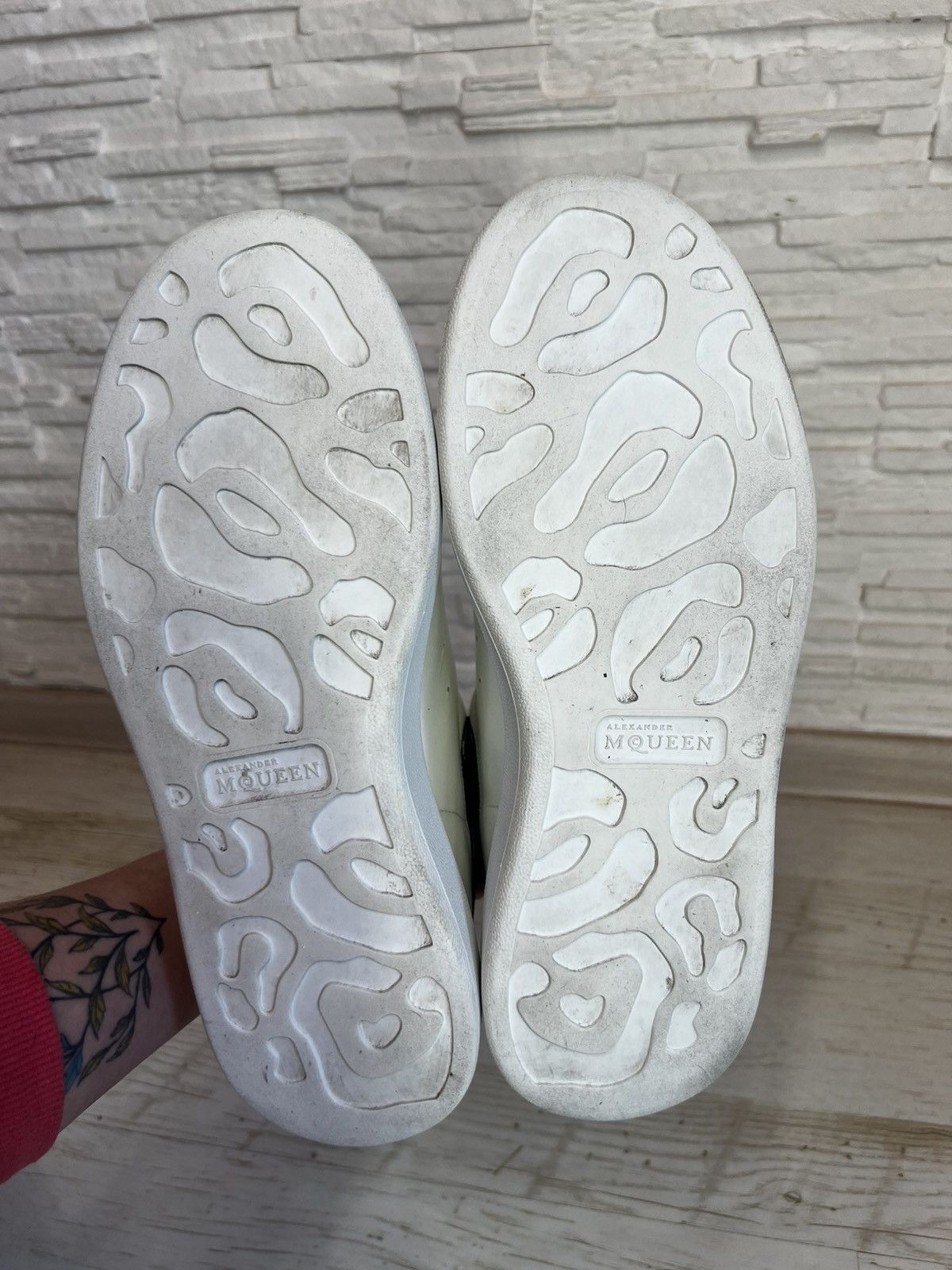 Alexander McQueen Alexander McQueen Leather Sneakers EU 41.5 (27cm) Size US 8.5 / EU 41-42 - 13 Thumbnail