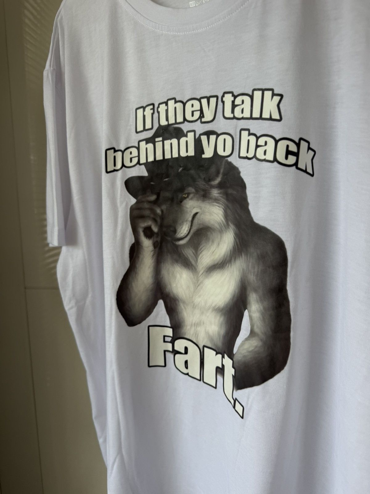 Other MeMe Tee Manfinity Wolf If They Talk Behind Yo Back FART Size US XL / EU 56 / 4 - 4 Thumbnail