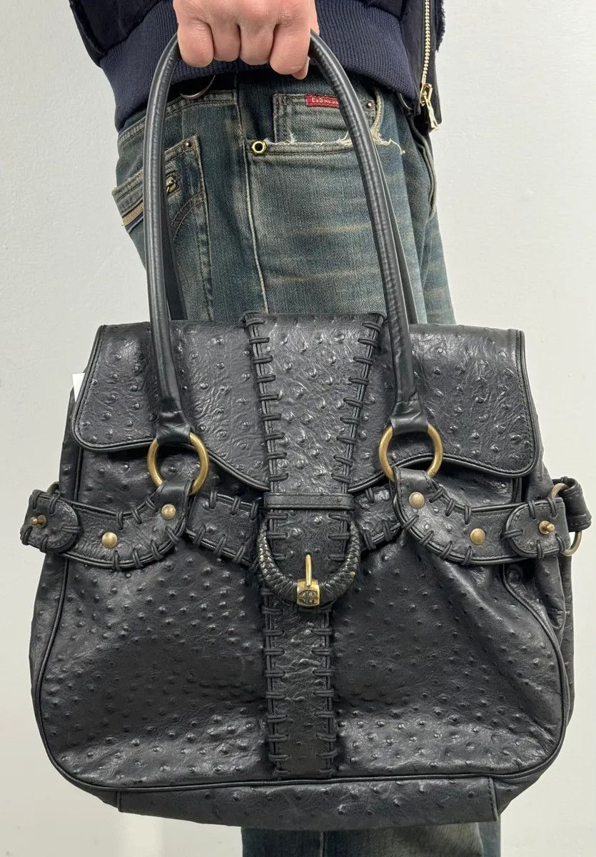 Roberto Cavalli SS2008 Cavalli Black Ostrich Effect Leather Handle Bag Size ONE SIZE - 1 Thumbnail