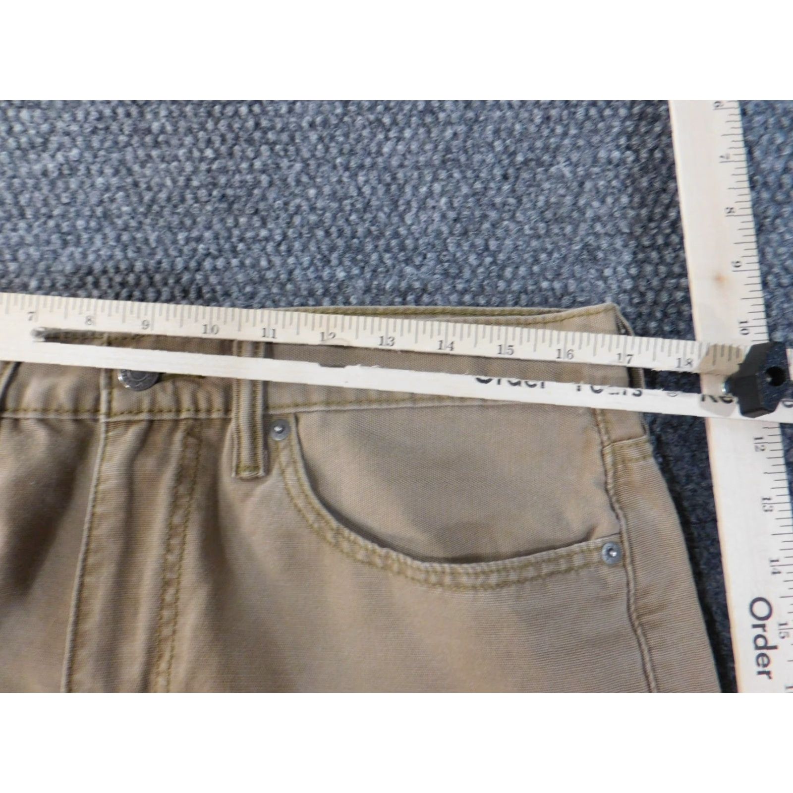 Levi's Levi's 514 Jeans Straight 34x34 Men Beige Cotton Denim Light Wash Regular 32 Inseam Midsize 514 Model Cowboy Style Vintage? No, Levi's 500 Series Size US 34 / EU 50 - 3 Thumbnail