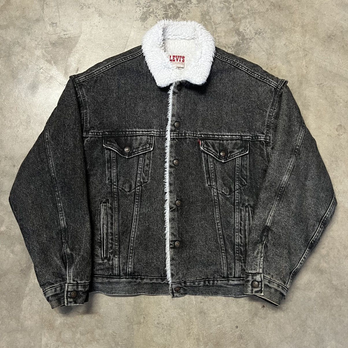 Levi's × Levi's Vintage Clothing × Vintage Vintage 80’s Levi’s 🇺🇸 Black Denim Sherpa Trucker Jacket Size US L / EU 52-54 / 3 - 2 Thumbnail