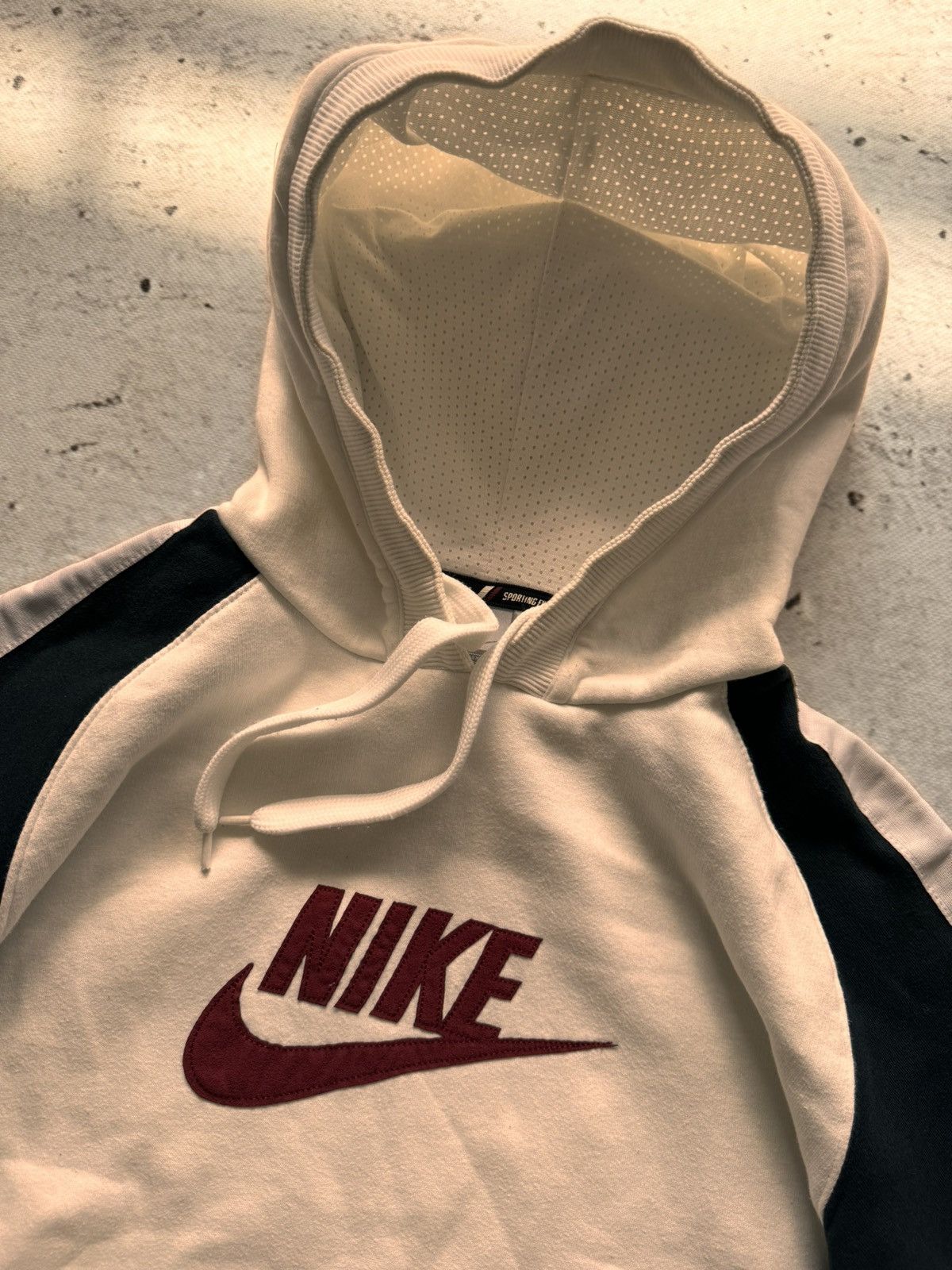 Nike × Vintage NIKE VINTAGE CENTER LOGO OVERSIZE BOXY HOODIE Size US M / EU 48-50 / 2 - 4 Thumbnail