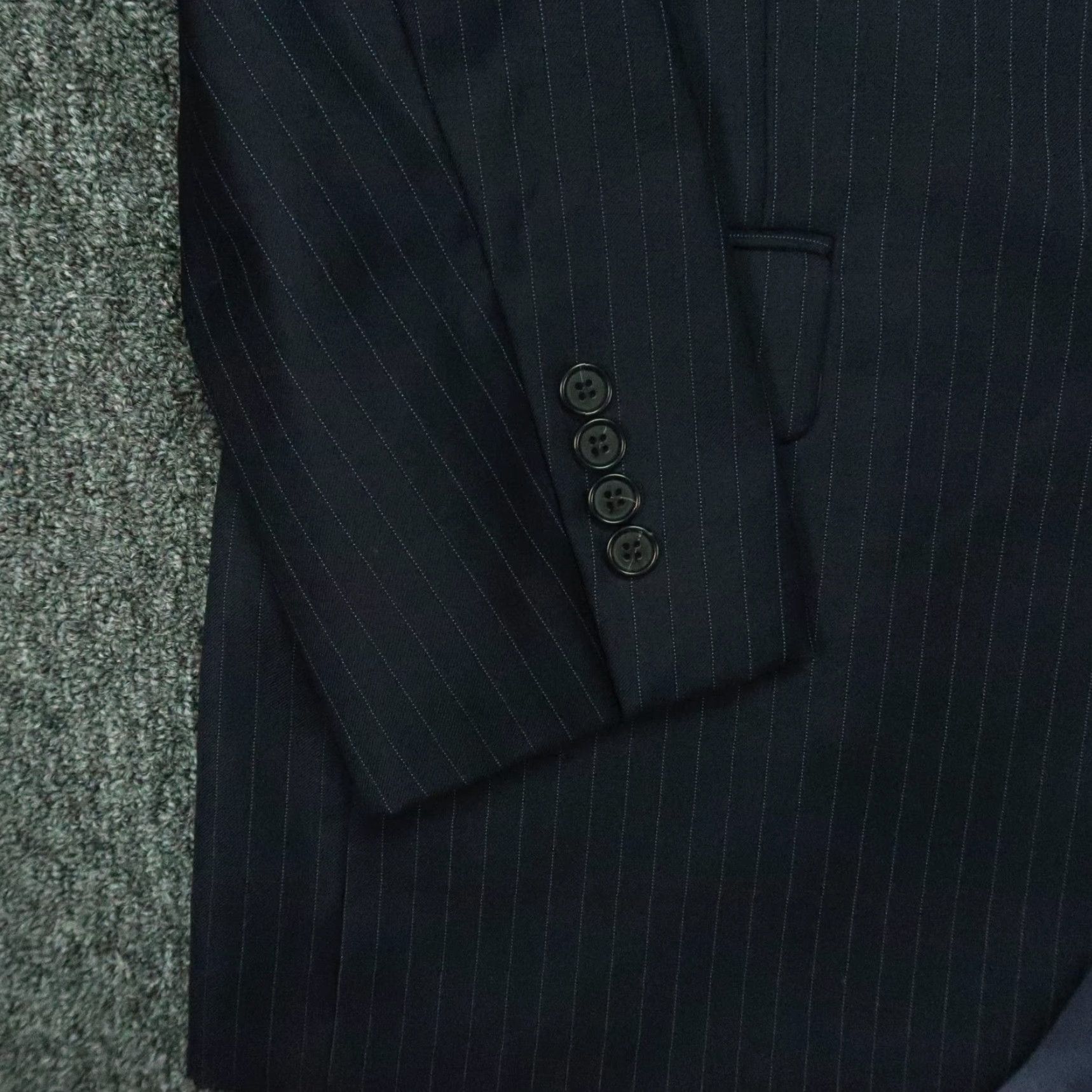 Brooks Brothers Brooks Brothers Blazer Mens 41R Blue Pinstripe Wool Jacket 2 Piece Notch Lapel Single-Breasted 41 Regular Blue Mens Women? Size 42R - 7 Thumbnail