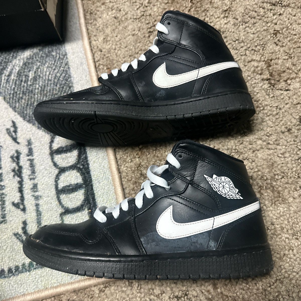 Jordan Brand × Nike Air Jordan 1 mid “speckle” 2018 Size US 8 / EU 41 - 2 Thumbnail
