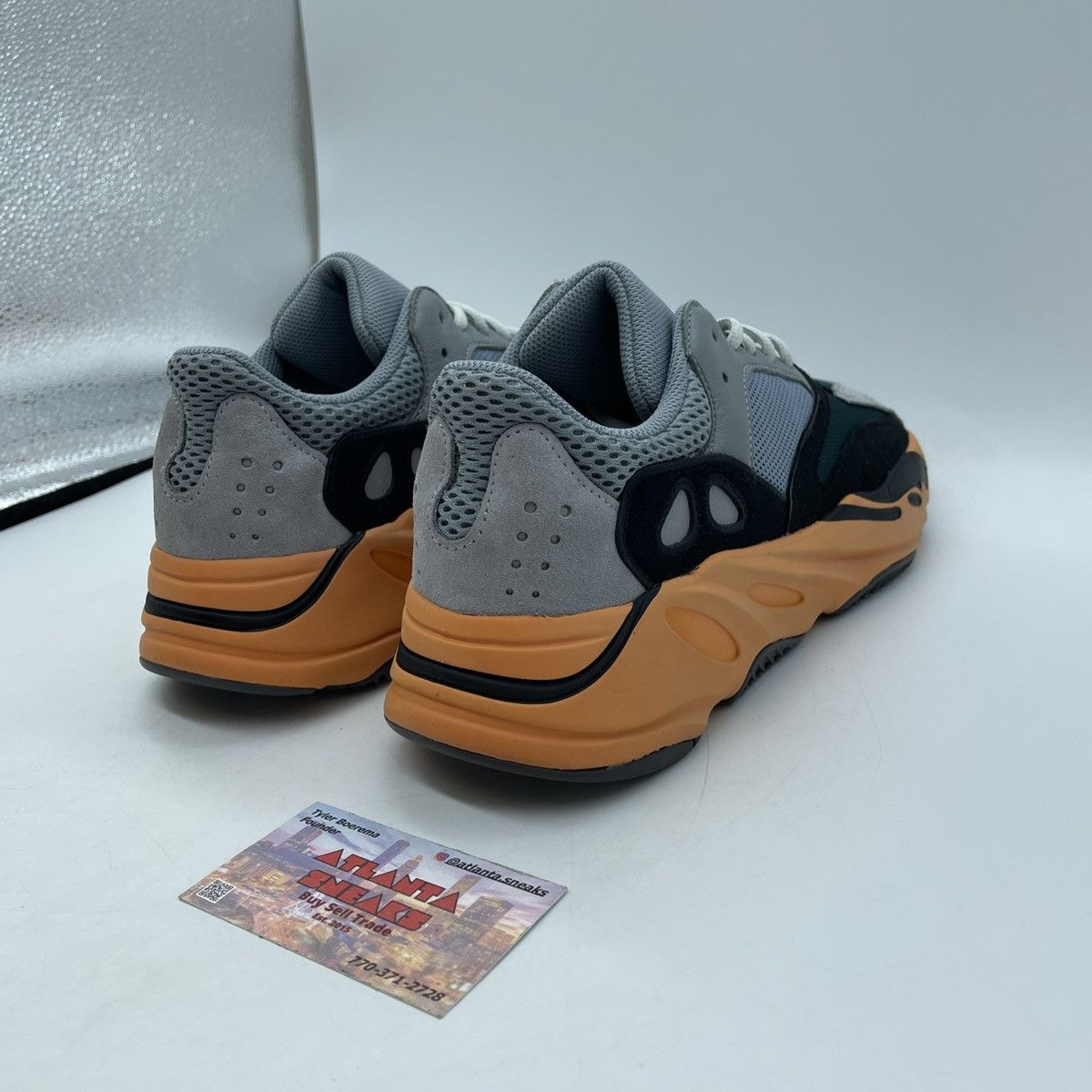 Adidas Yeezy boost 700 wash orange Size US 9.5 / EU 42-43 - 5 Thumbnail