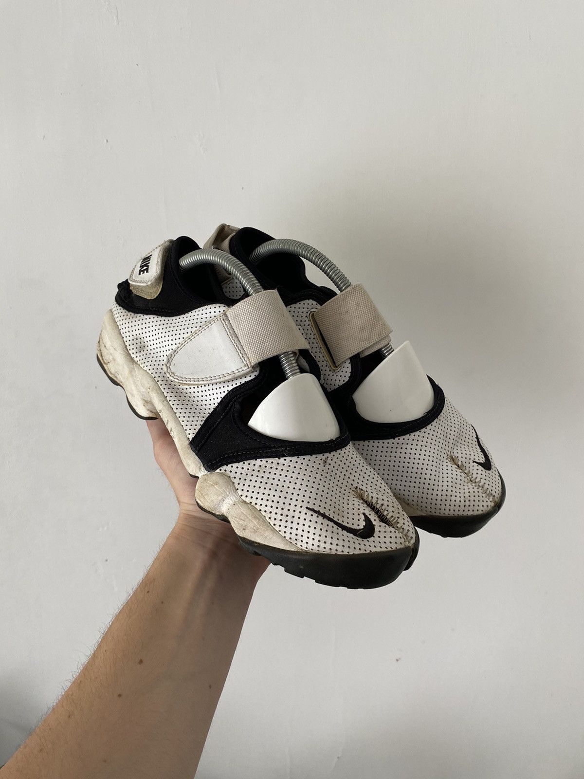 Nike Nike Rift Vintage Tabi Size US 9 / EU 42 - 1 Thumbnail