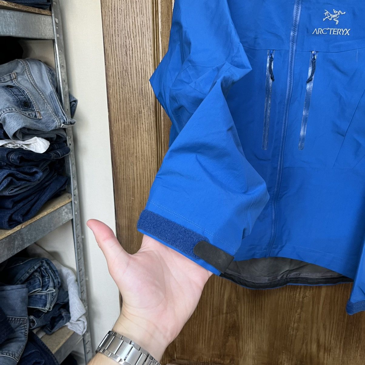 Arc'teryx Men's Arcteryx Beta Gore-Tex Jacket Size US M / EU 48-50 / 2 - 5 Thumbnail