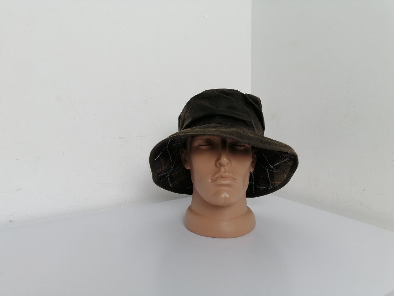 Barbour Barbour Waxed Canvas Bucket Hat Size ONE SIZE - 1 Thumbnail