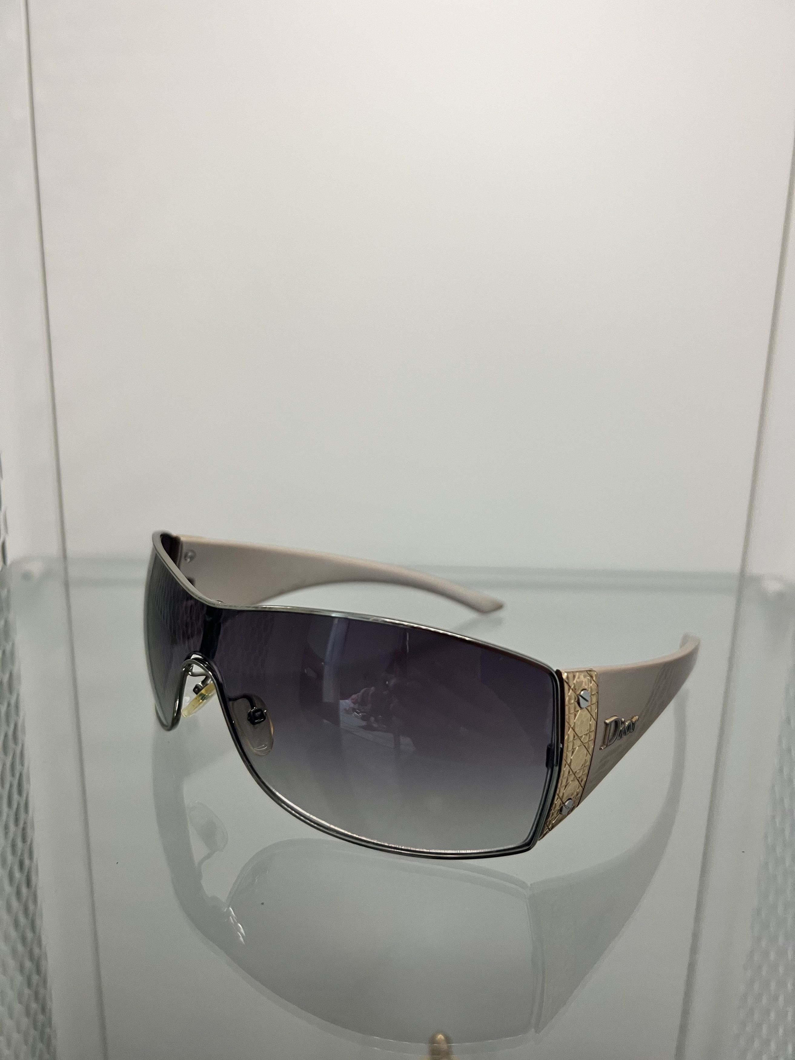 Dior Dior gold sunglasses Size ONE SIZE - 4 Thumbnail
