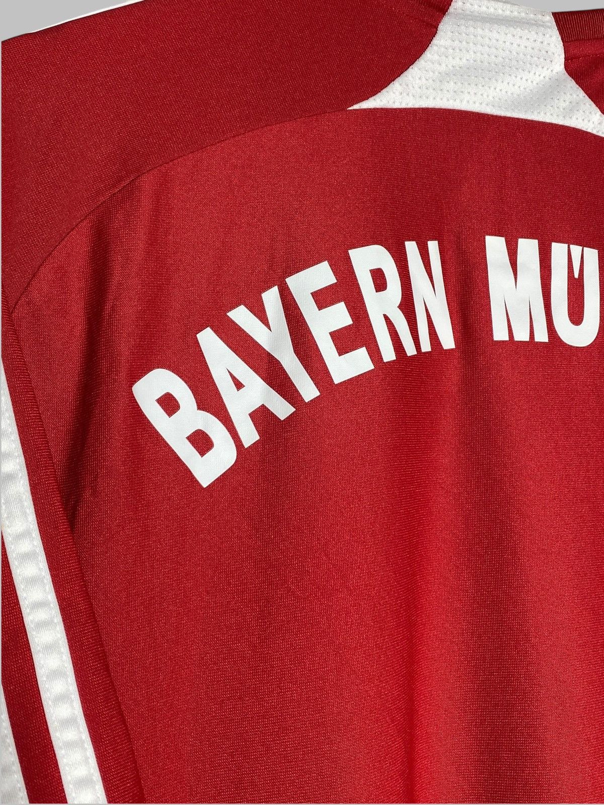 Adidas 🔥 BAYERN MUNCHEN ADIDAS 2000S FOOTBALL SHIRT Y2K RIBERY ERA Size US L / EU 52-54 / 3 - 12 Thumbnail