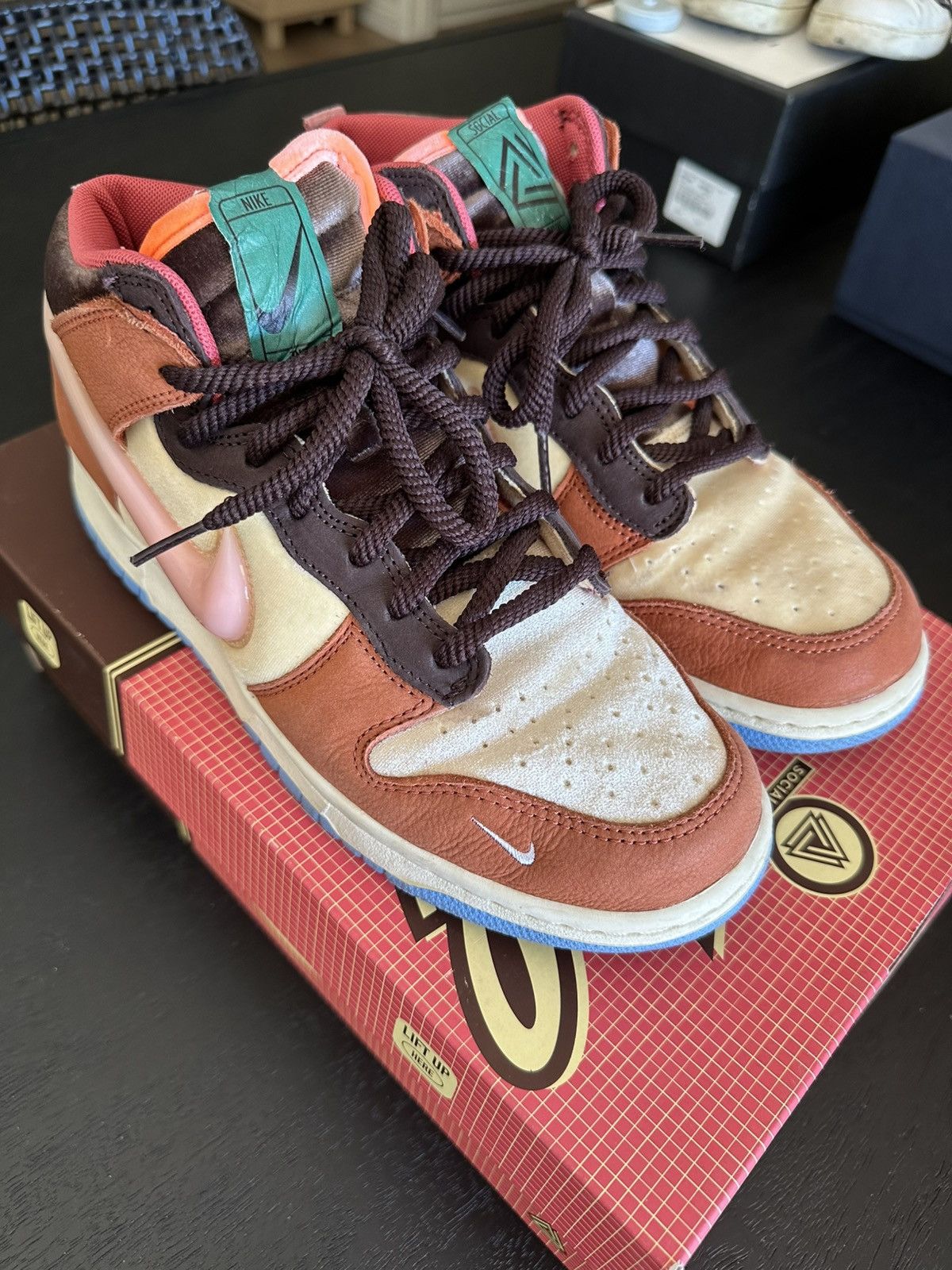 Nike × Social Status Nike x Social Status Dunk Mid “Chocolate Milk” — US M8.5 Size US 8.5 / EU 41-42 - 1 Thumbnail